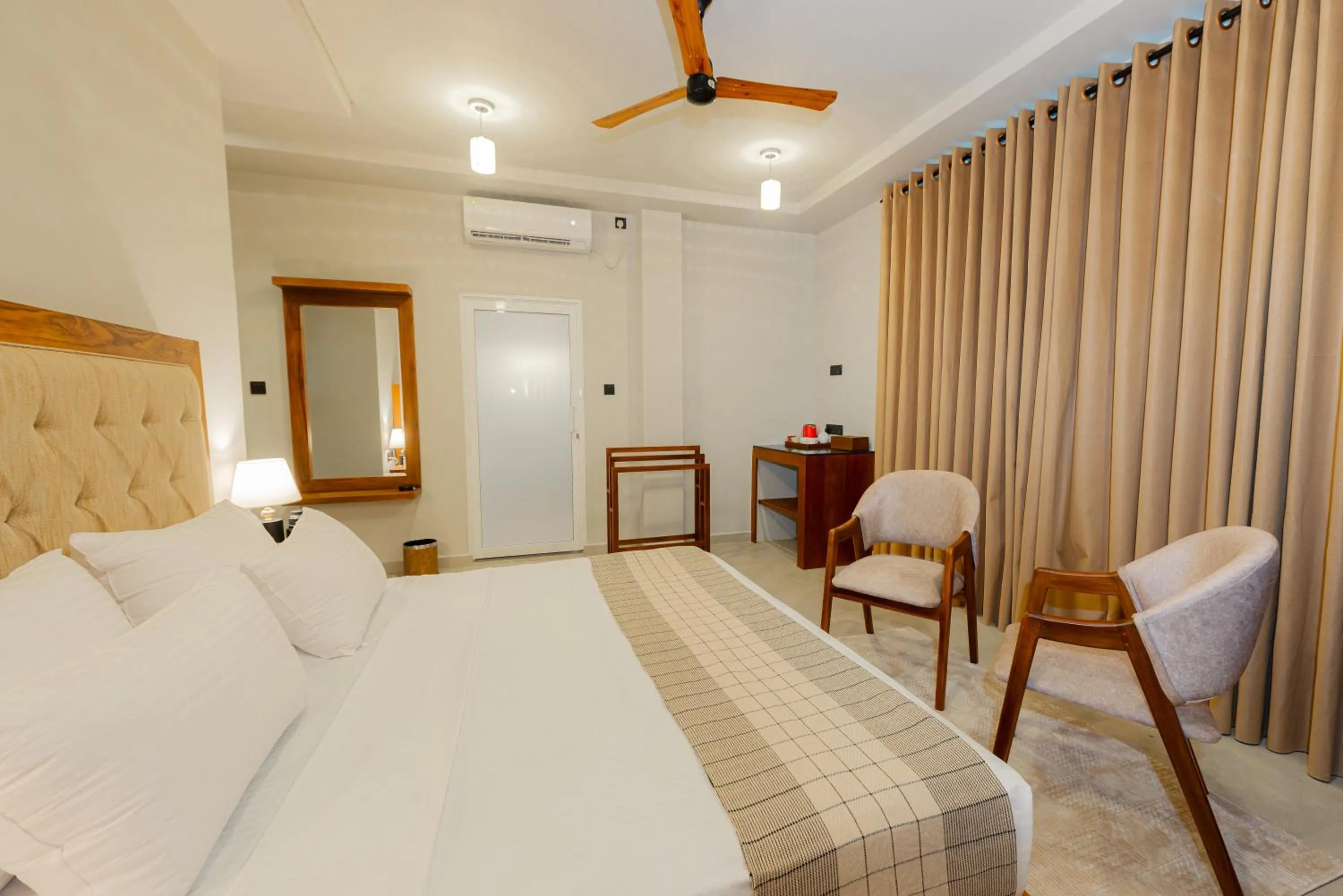 Ivory Resort Dikwella