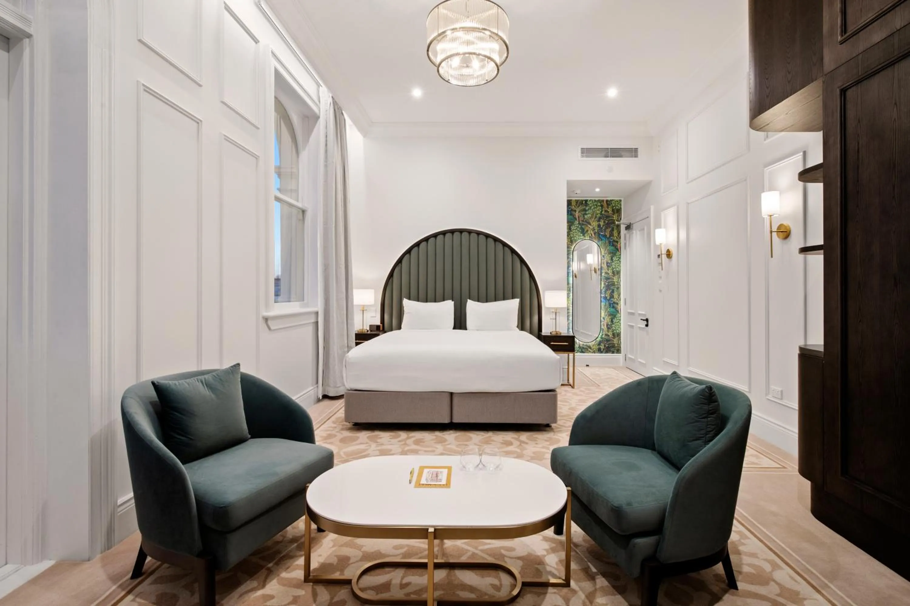 Bed in The Clements Hotel