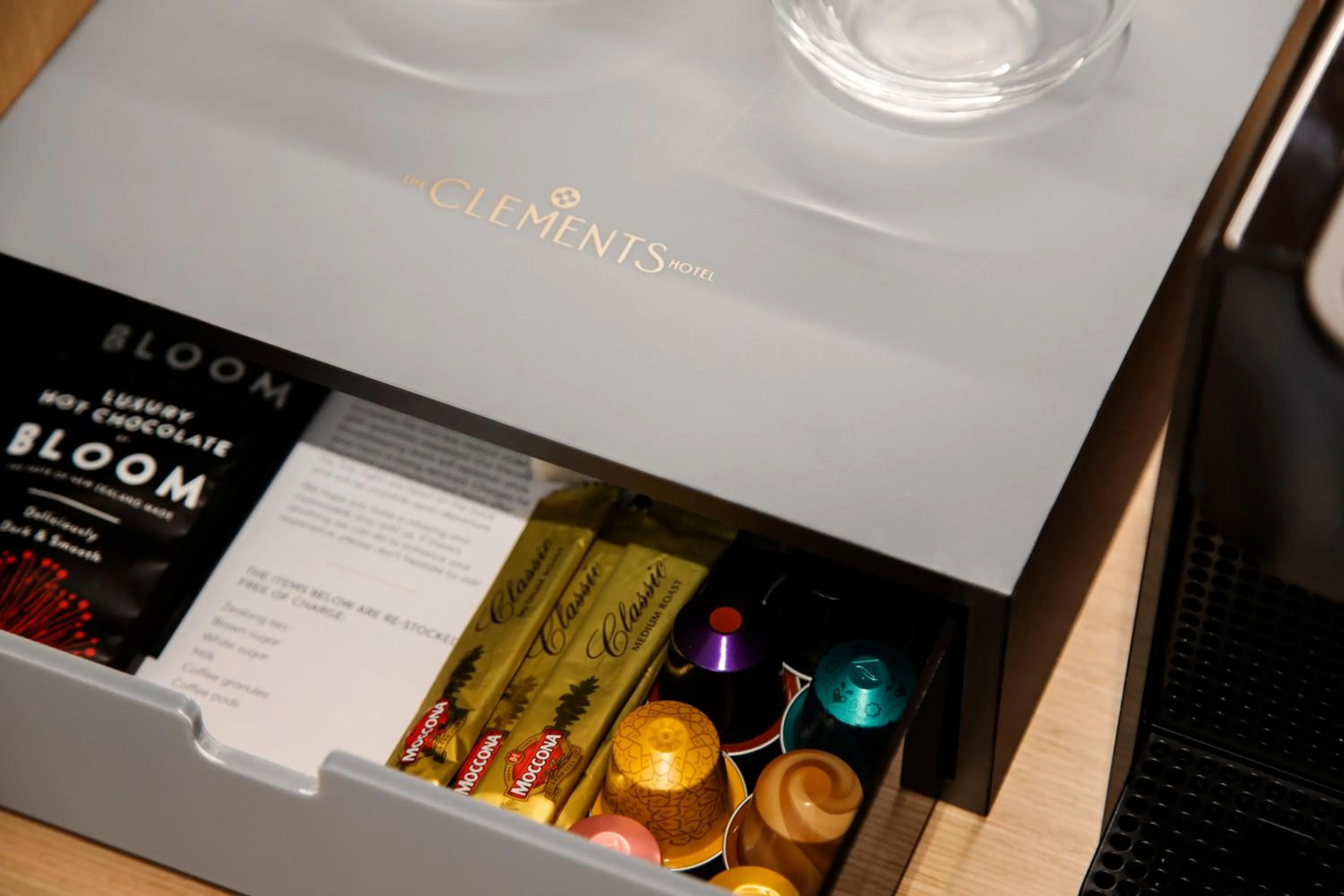 Coffee/tea facilities in The Clements Hotel