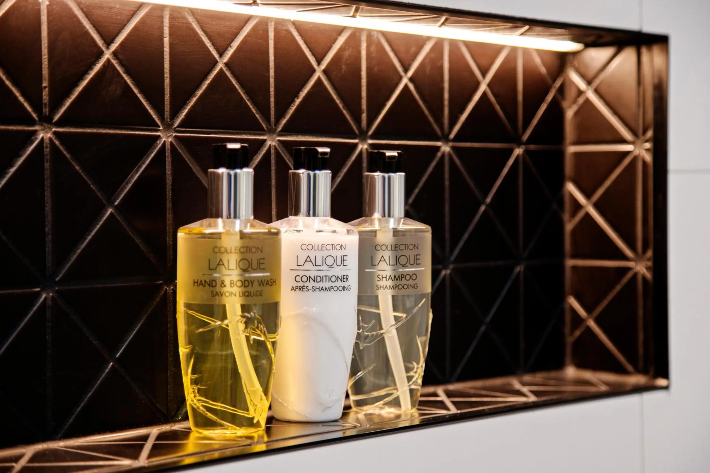 Bathroom in The Clements Hotel