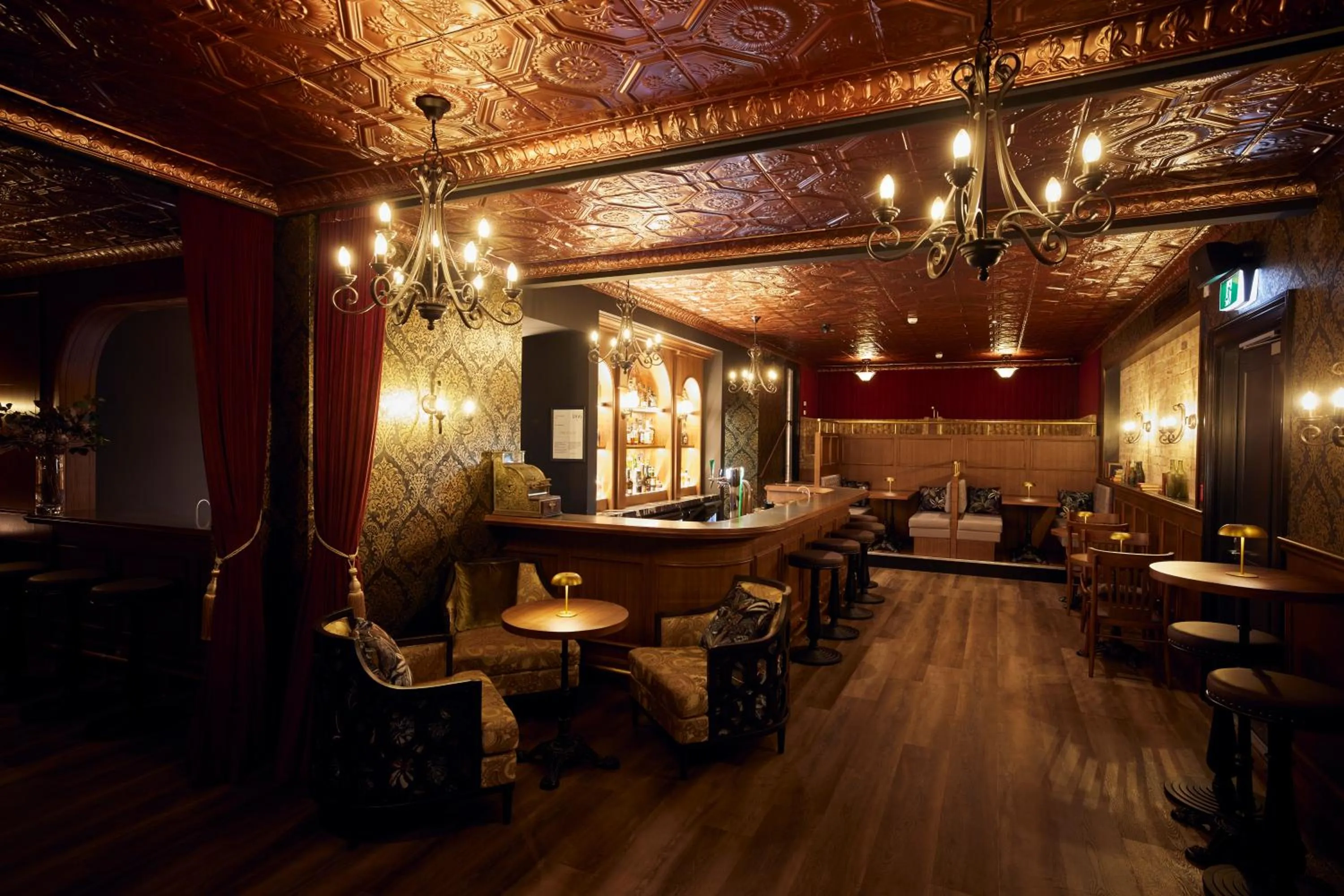 Lounge or bar in The Clements Hotel