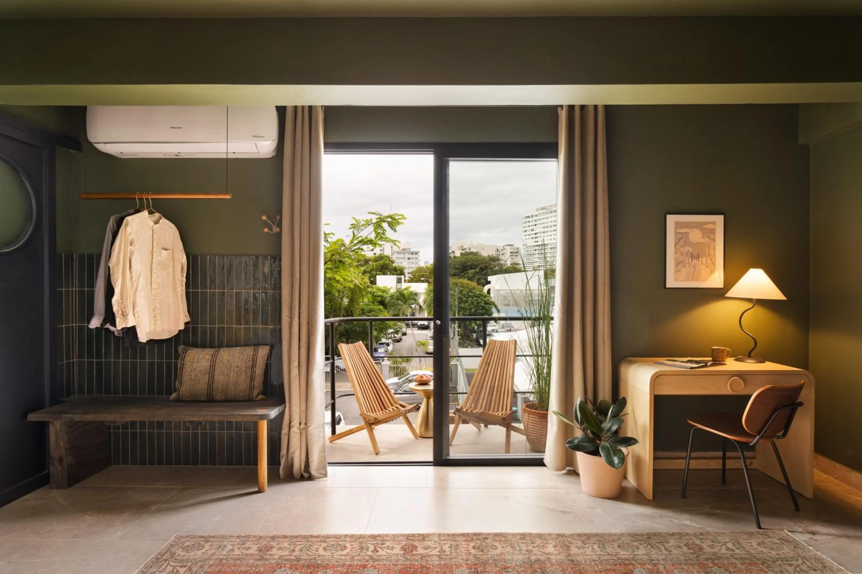 Balcony/Terrace in MARU by DW