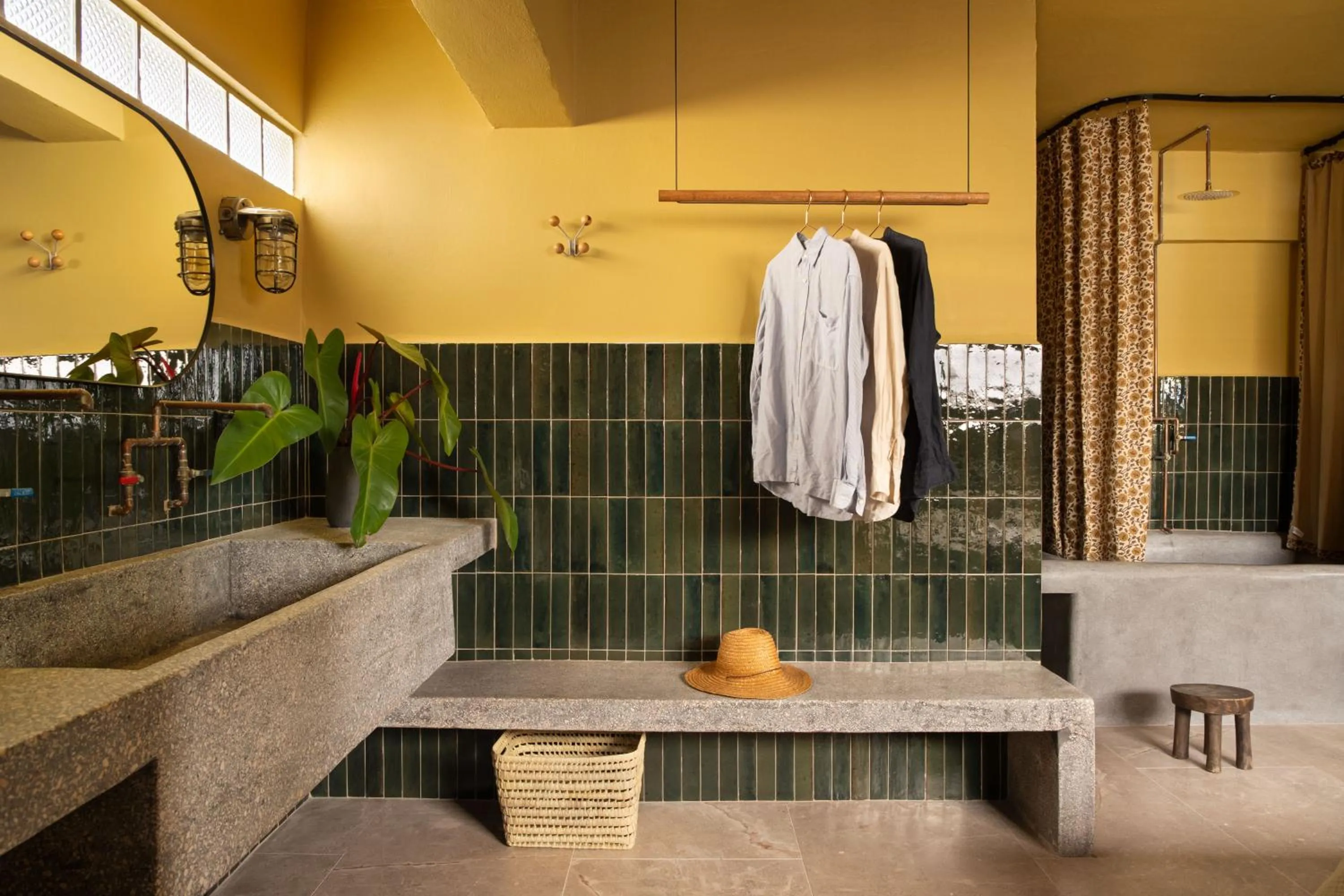 Bathroom in MARU by DW