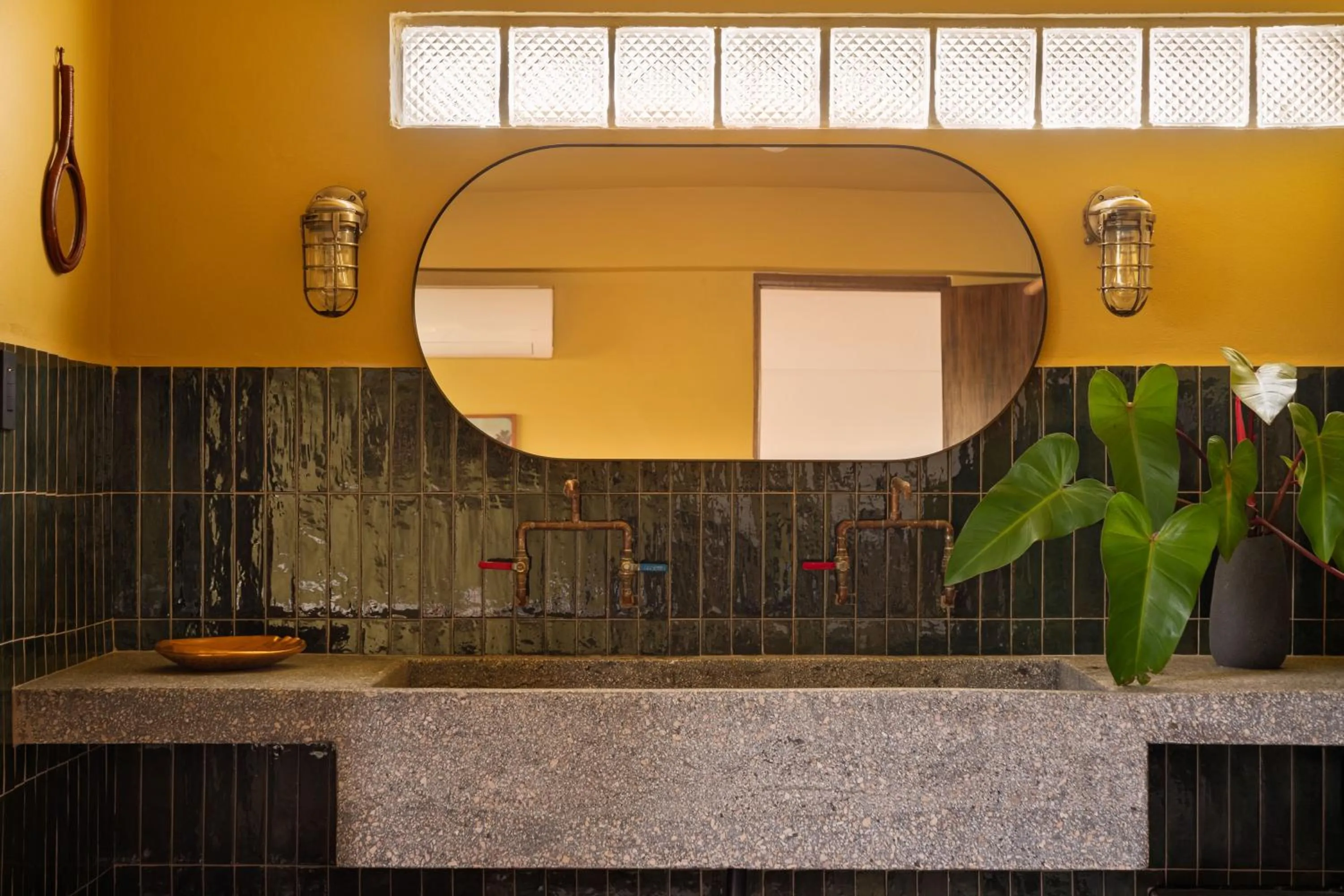 Bathroom in MARU by DW