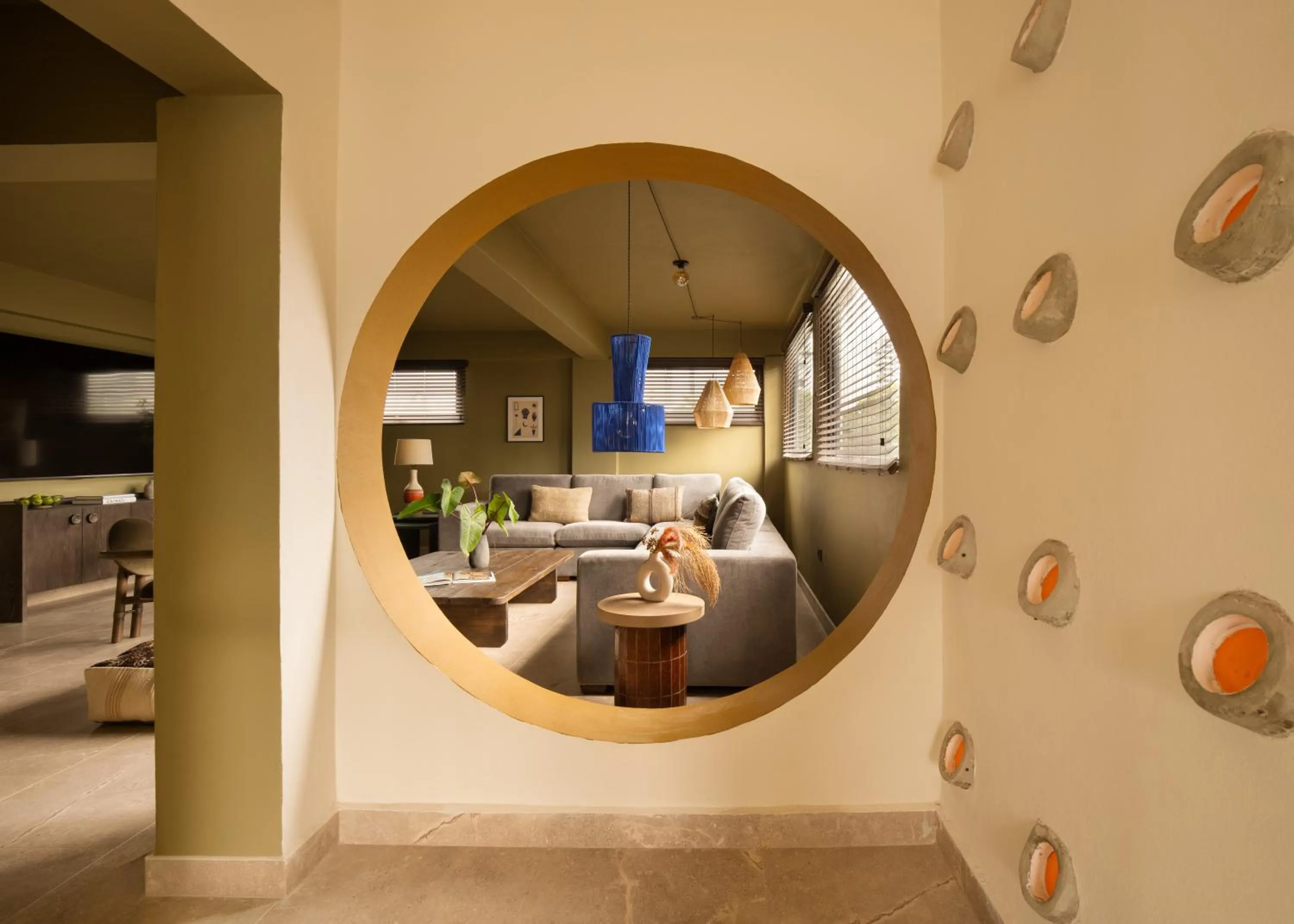 Living room in MARU by DW