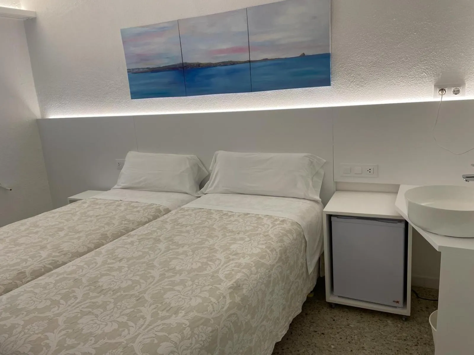 Photo of the whole room, Bed in Hostal Marina Cadaqués