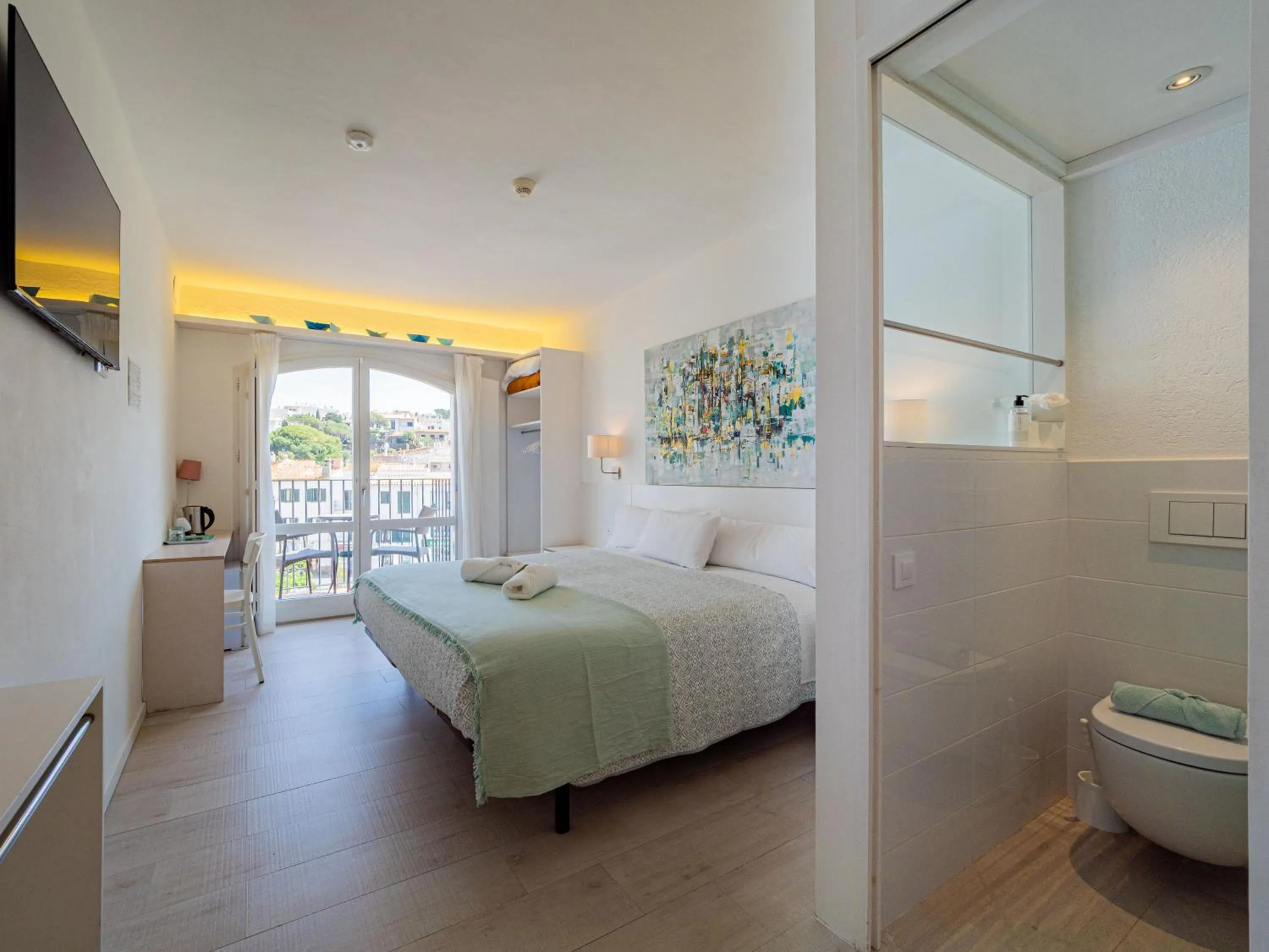 Bed in Hostal Marina Cadaqués