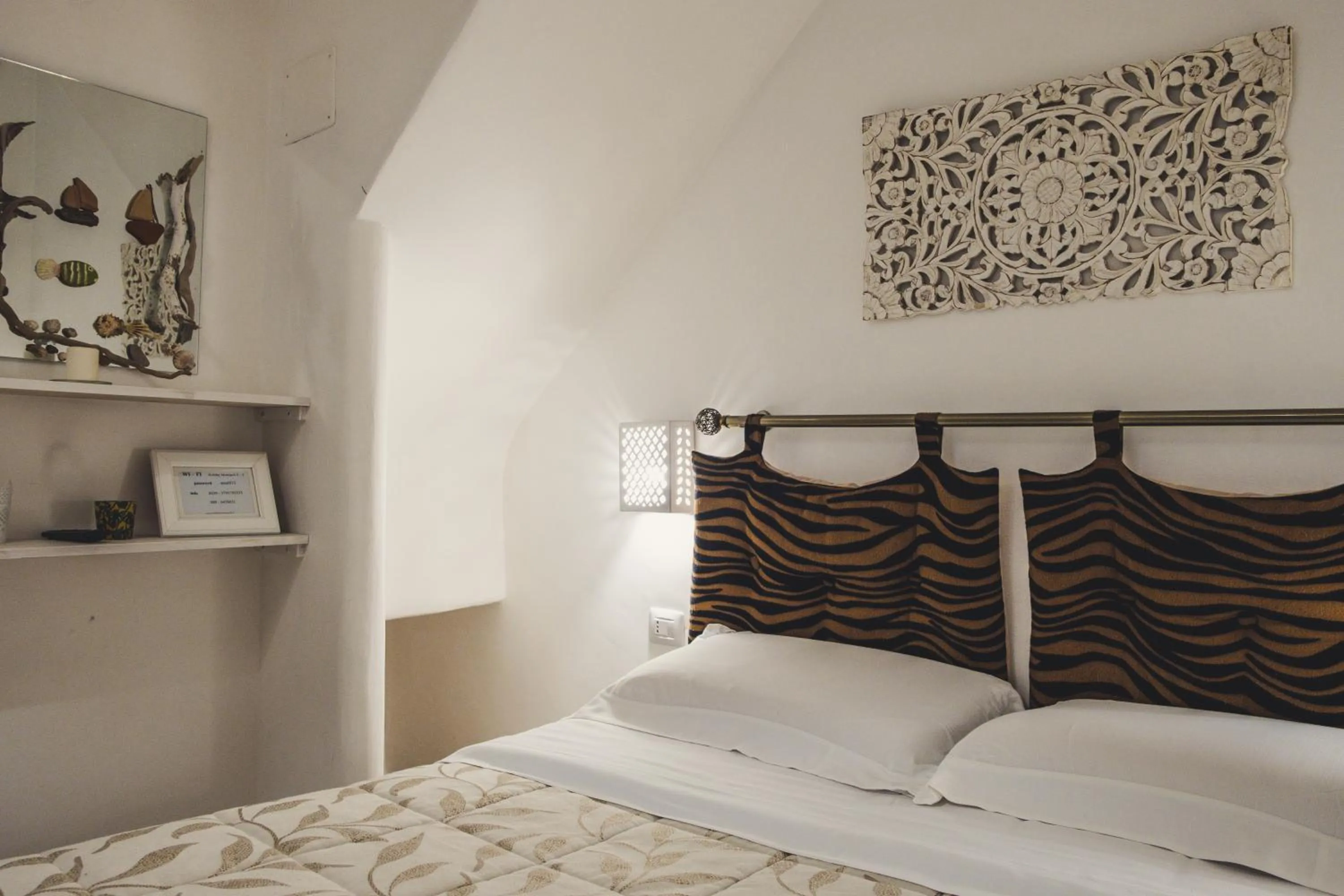 Bed in HolidayMonopoli