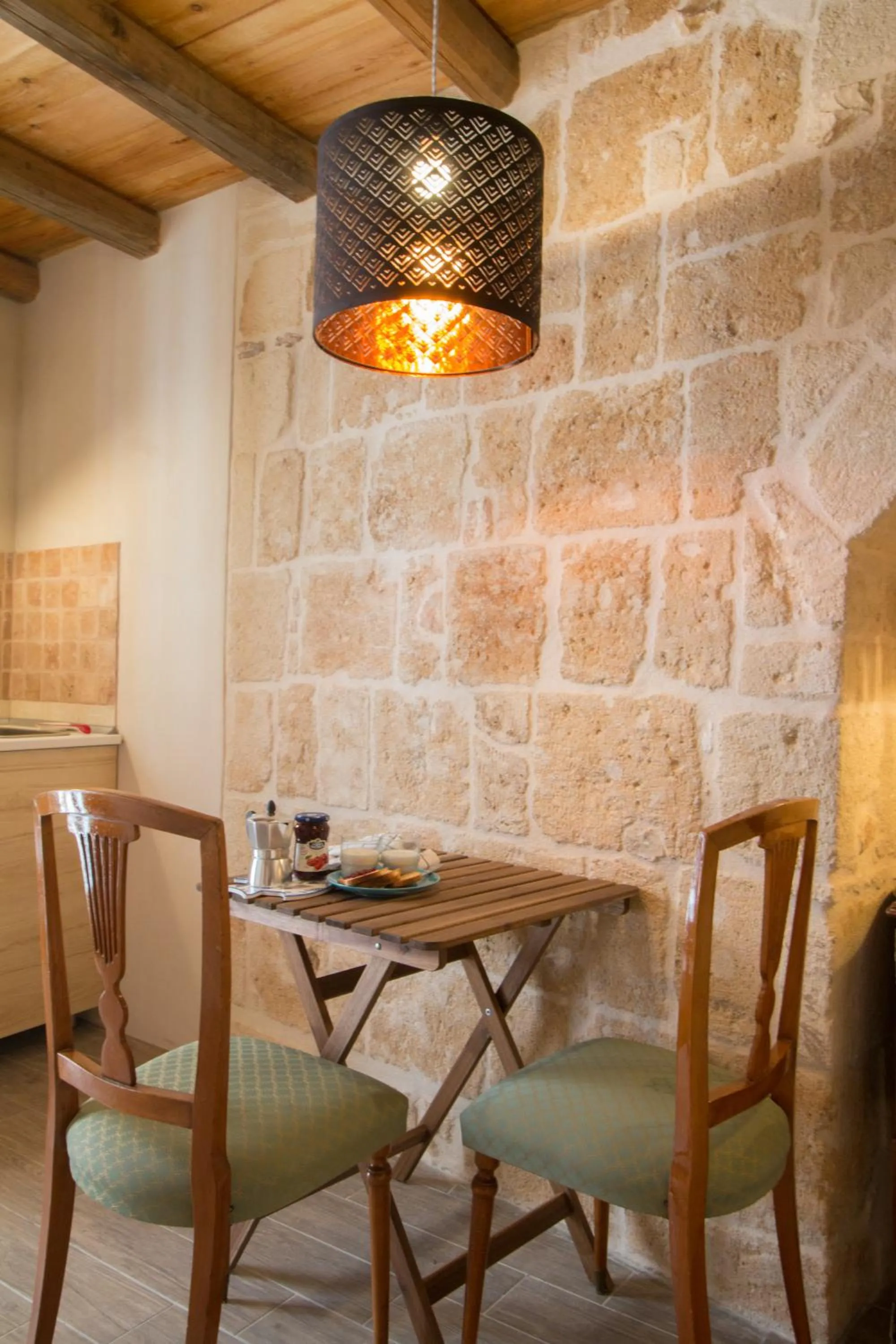 Dining area in HolidayMonopoli