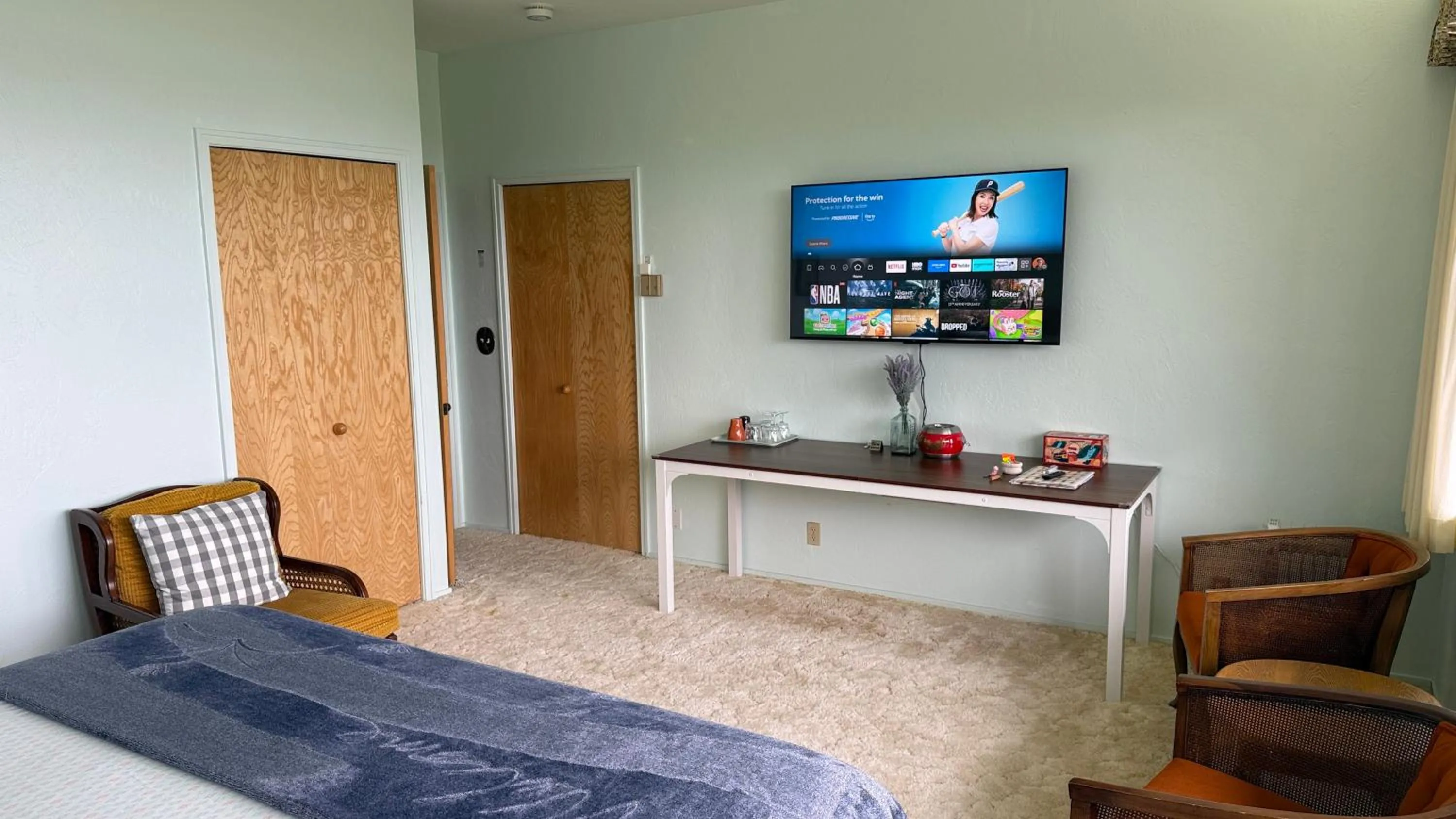 TV and multimedia, Bed in Arky's B&B