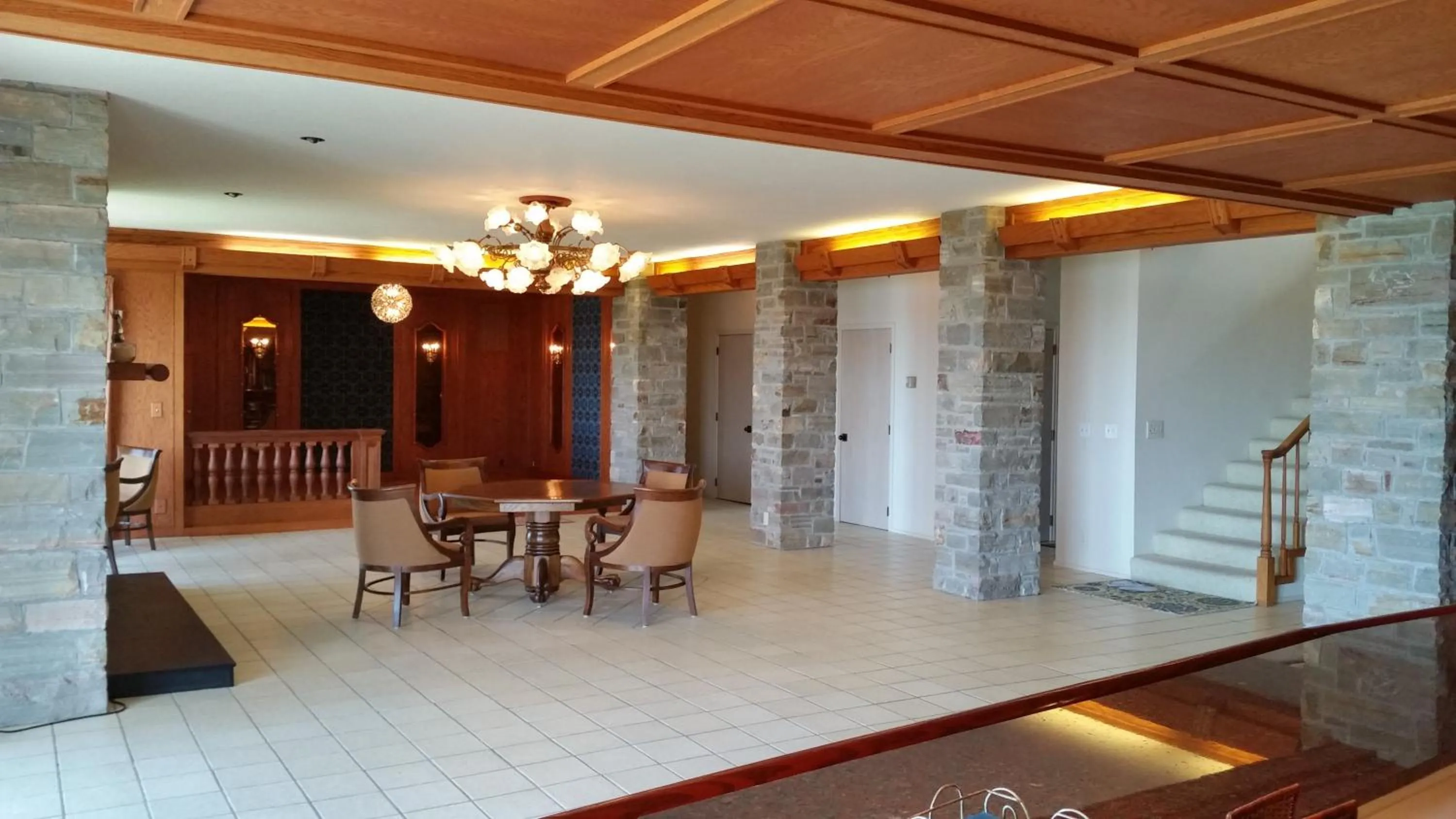 Banquet/Function facilities in Arky's B&B