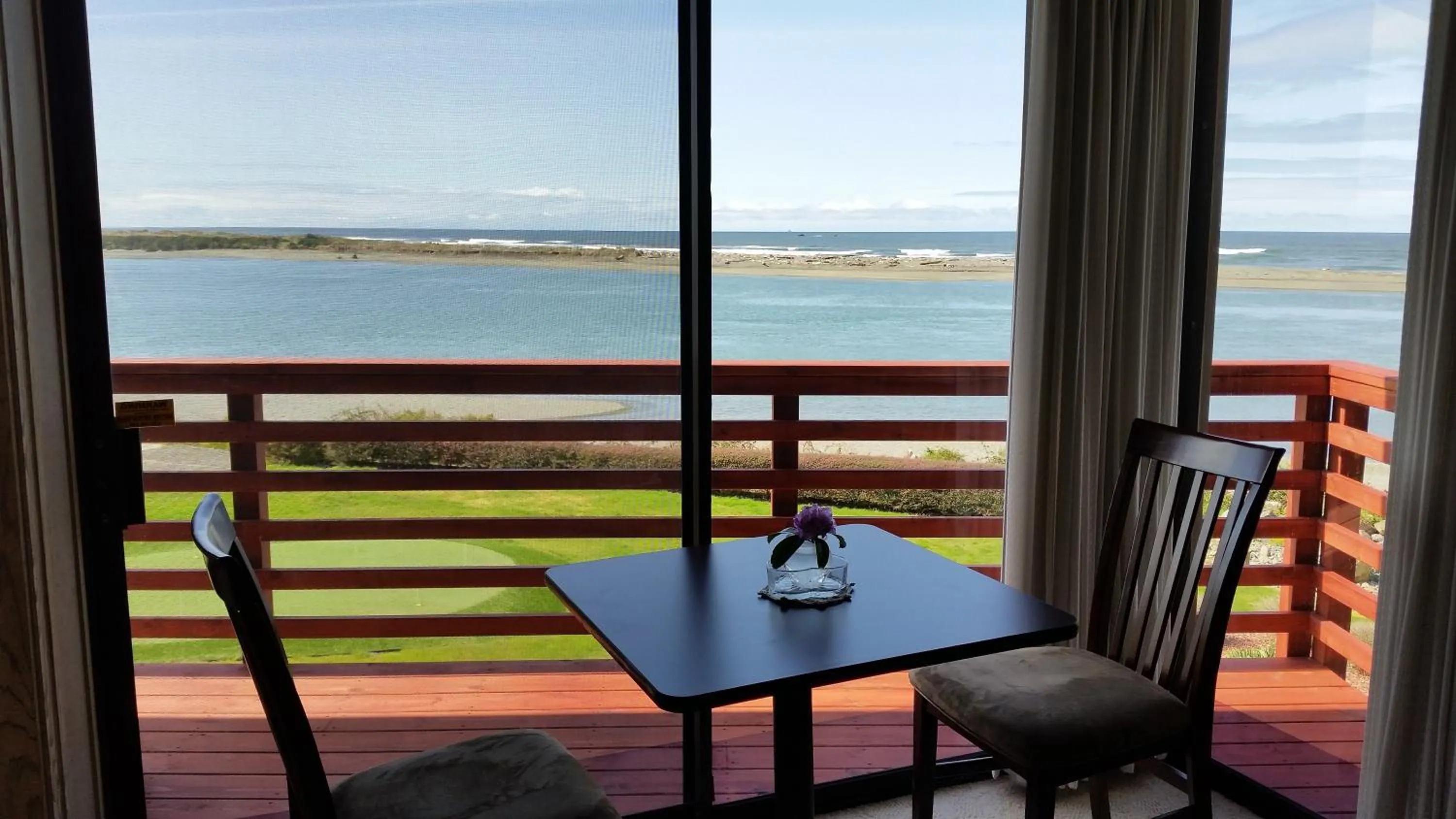 Restaurant/places to eat in Arky's B&B