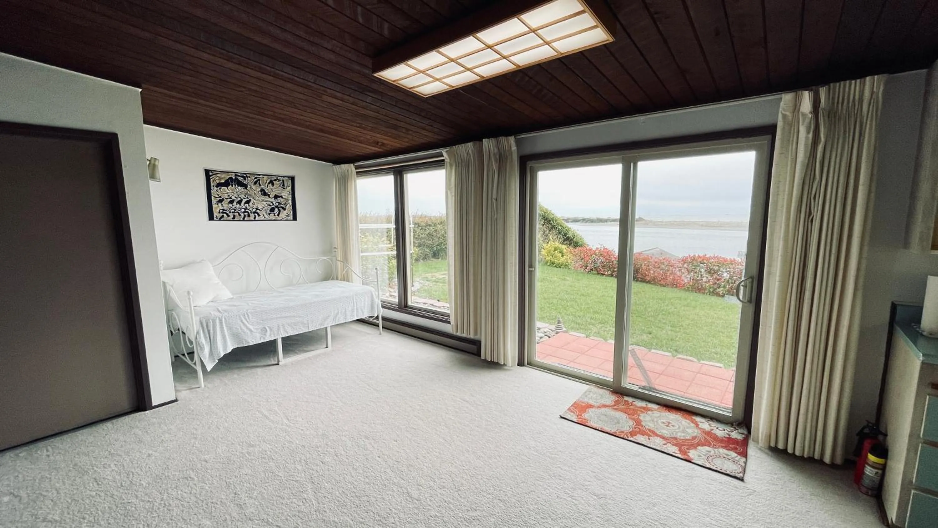 View (from property/room), Bed in Arky's B&B