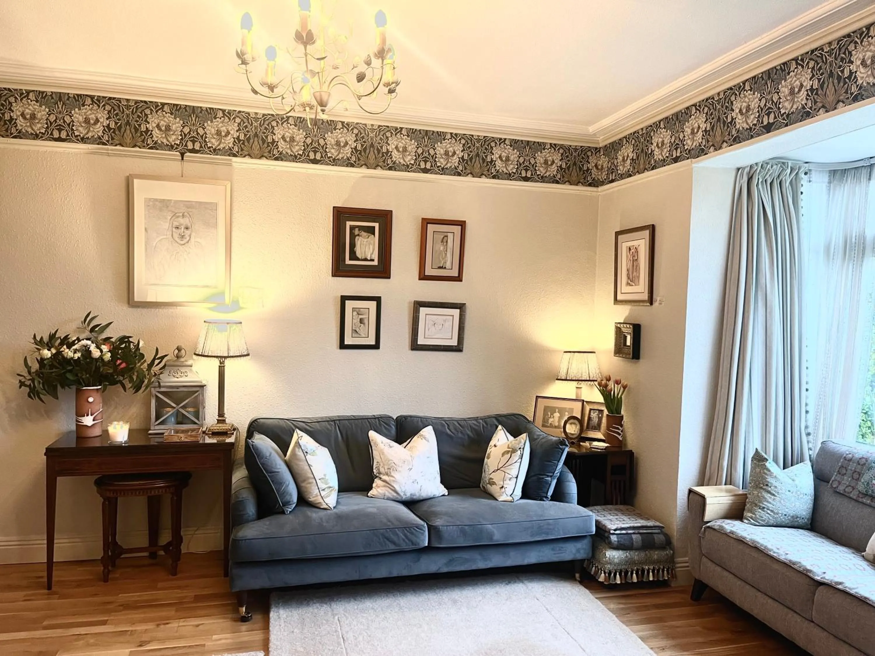 Living room in The Artist Residence Dublin Boutique B&B