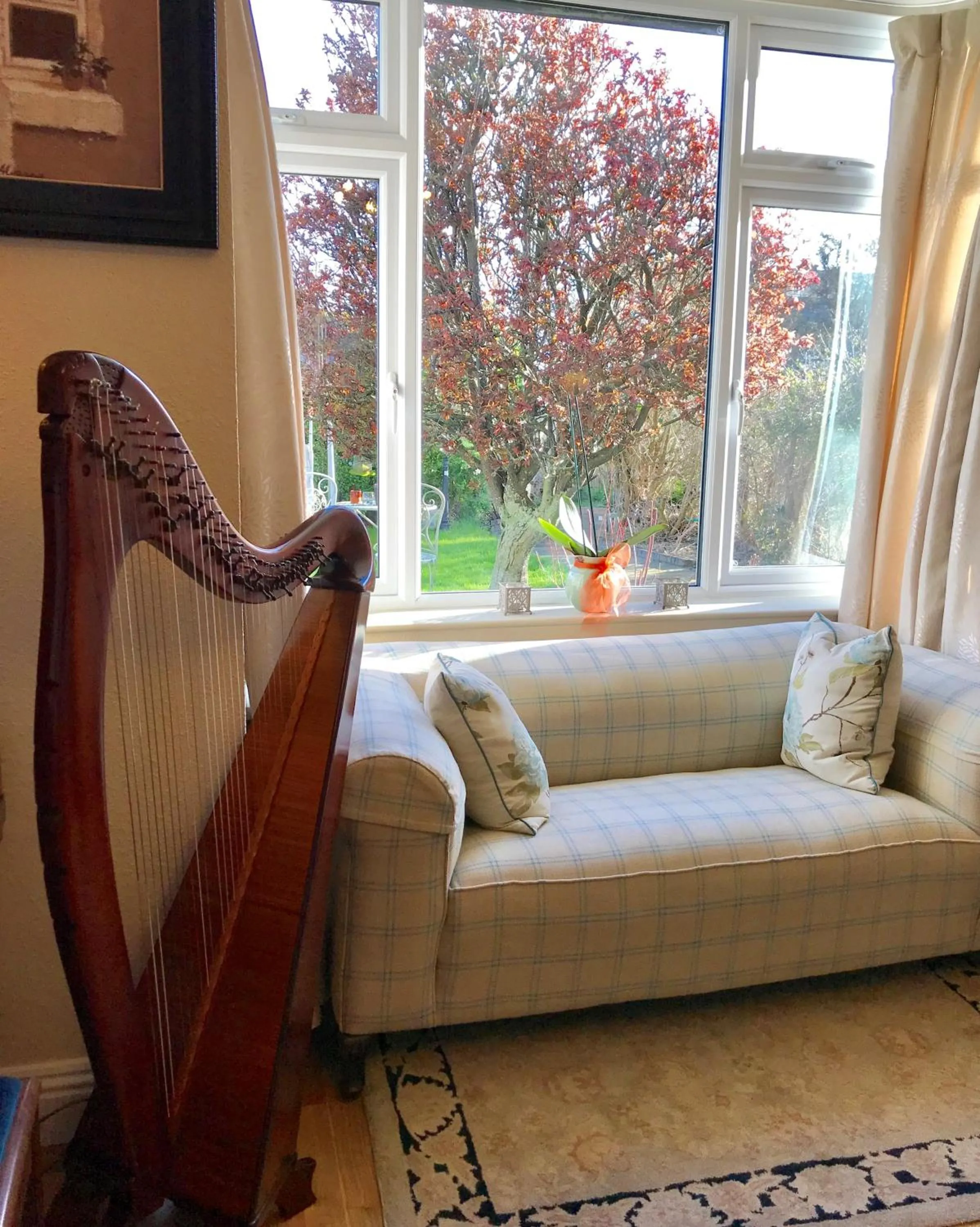 Seating area in The Artist Residence Dublin Boutique B&B