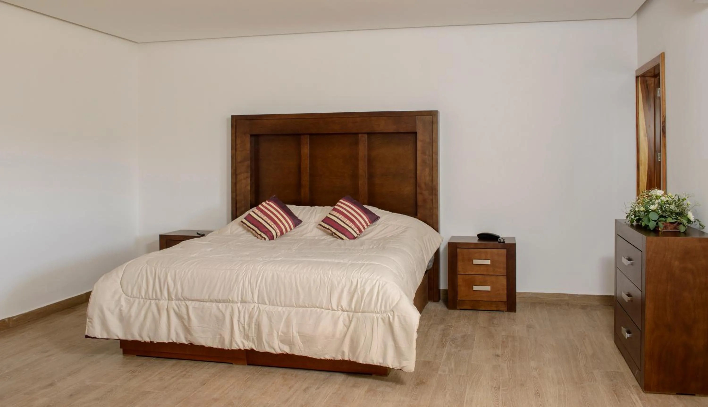 Bedroom, Bed in MC HOTEL Saldarriaga Querétaro