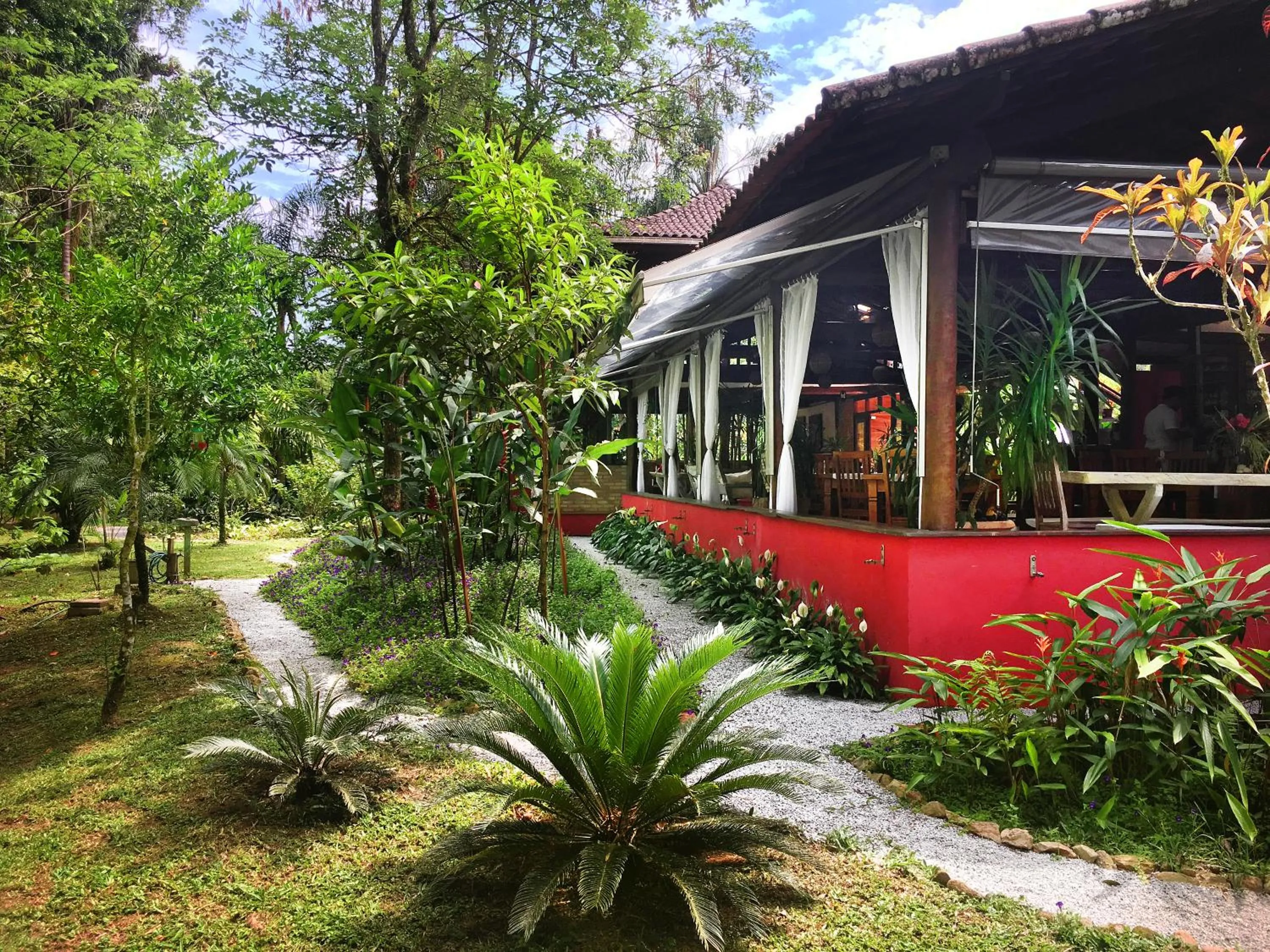 Restaurant/places to eat in Smart Hotel Pousada Reserva Camburi