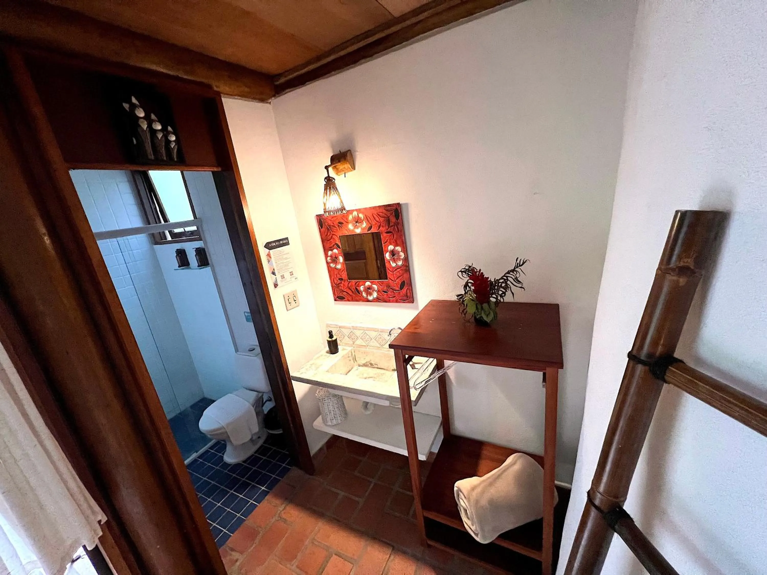 Bathroom in Smart Hotel Pousada Reserva Camburi