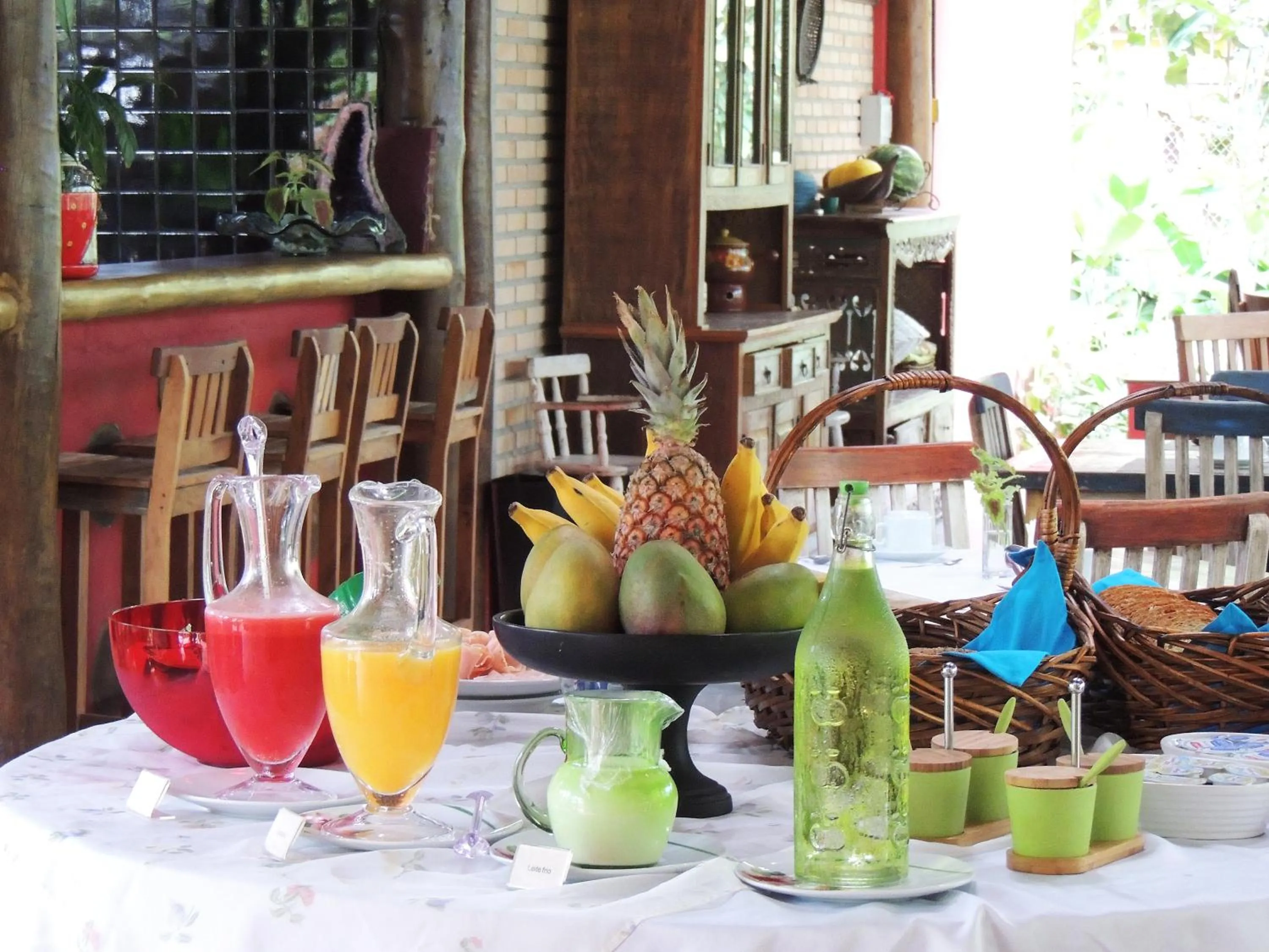 Restaurant/places to eat in Smart Hotel Pousada Reserva Camburi