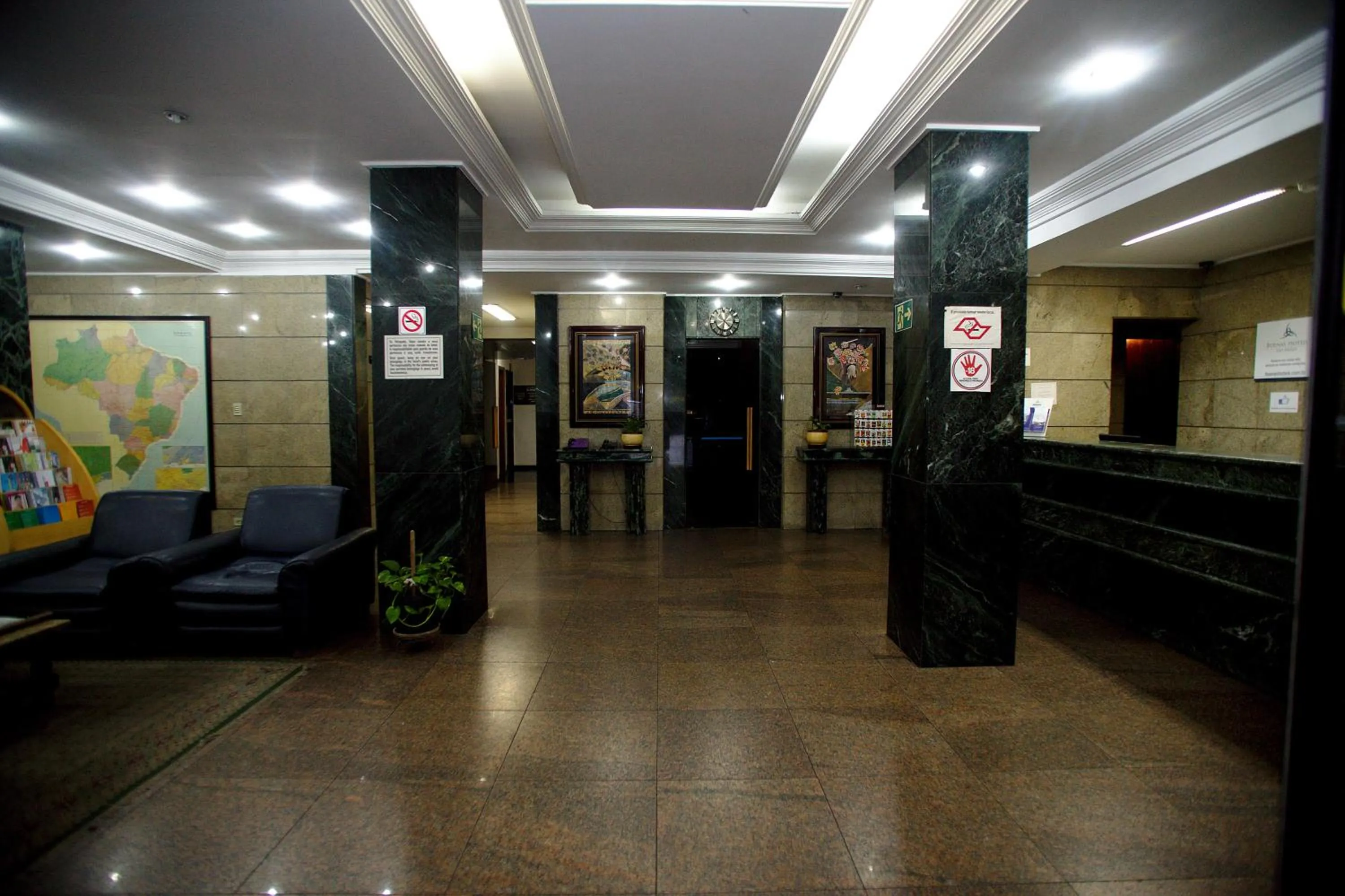 Lobby or reception in Hotel Columbia