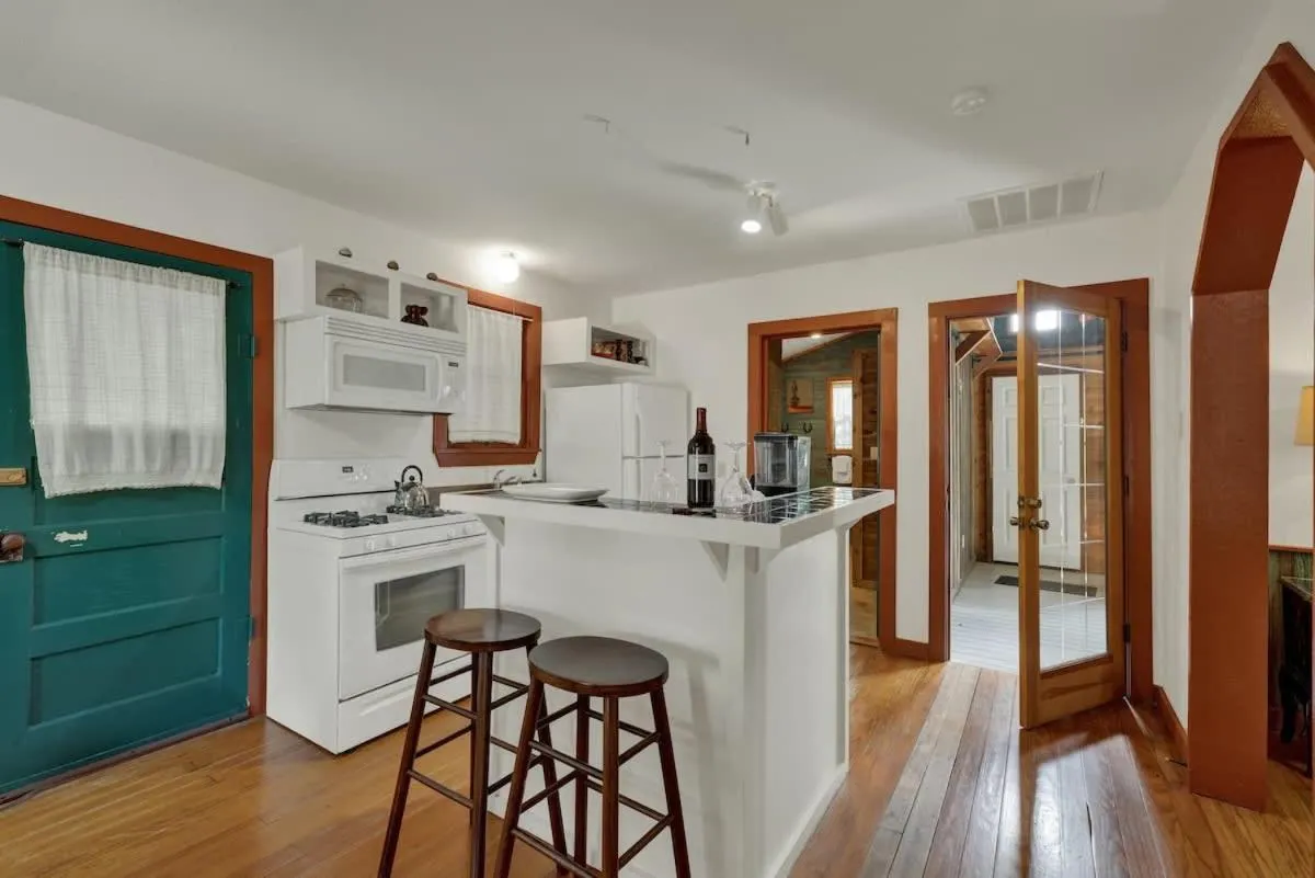 Kitchen or kitchenette in Sonora Casita Hot-Tub + Nandina Cottage Hot-Tub