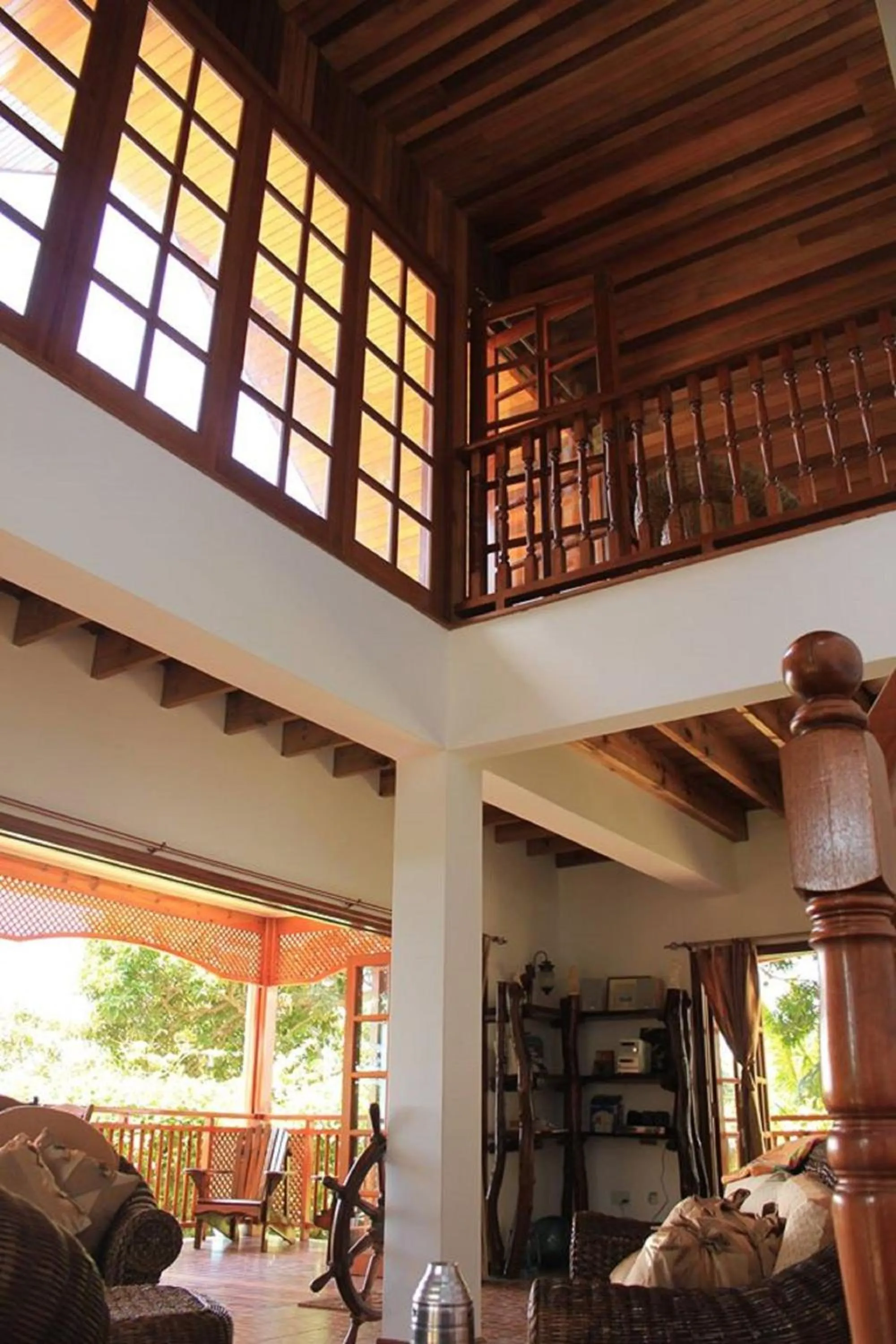 Seating area in Kaz Ladouceur