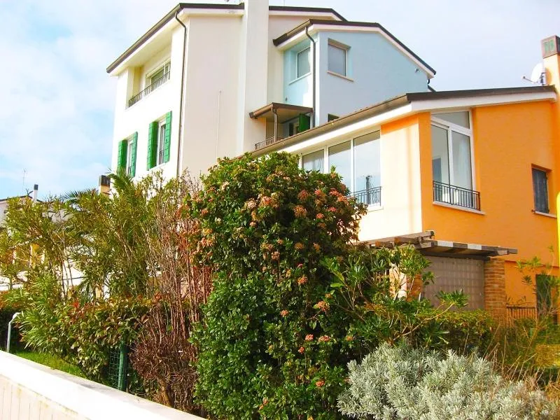 Property building in Rosa dei Venti - Agenzia Cocal