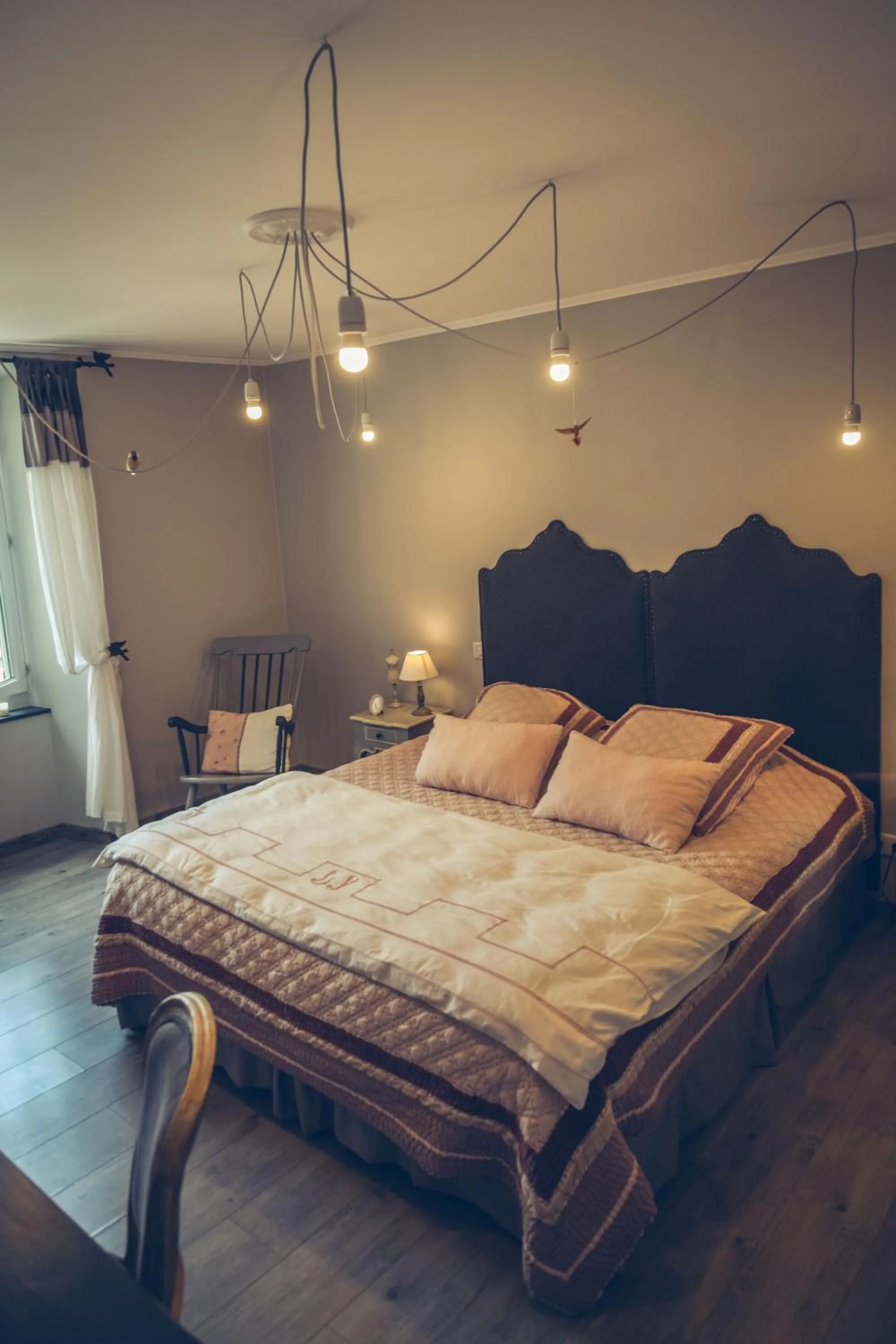 Bed in CHAMBRES D'HÔTES L'Oréliane en Provence Adults Only