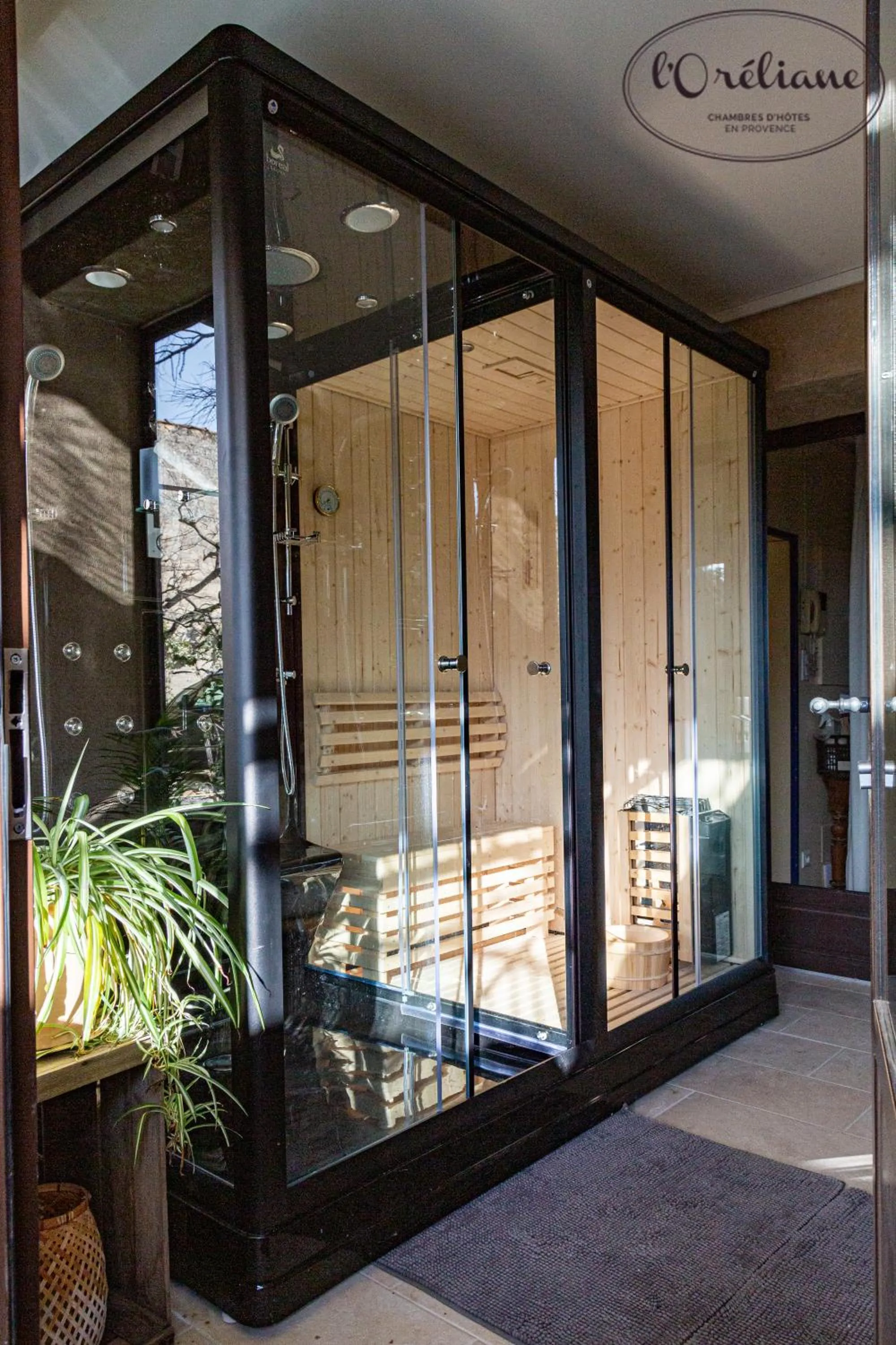 Sauna in CHAMBRES D'HÔTES L'Oréliane en Provence Adults Only
