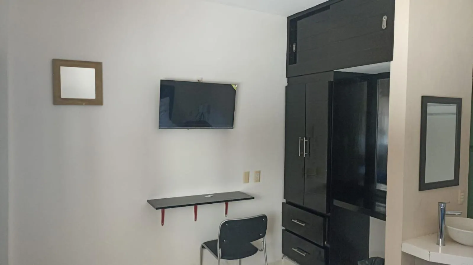 Large Double Room in Hotel Ejecutivo Express Paraiso