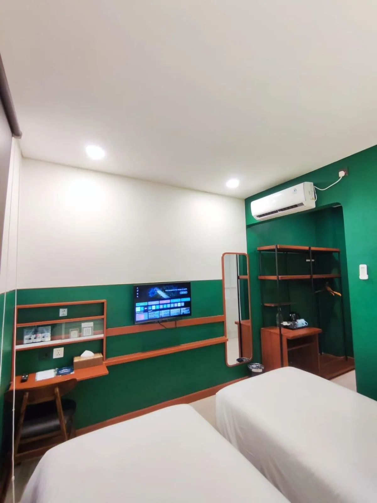 Photo of the whole room, Bed in Liberta Malioboro North