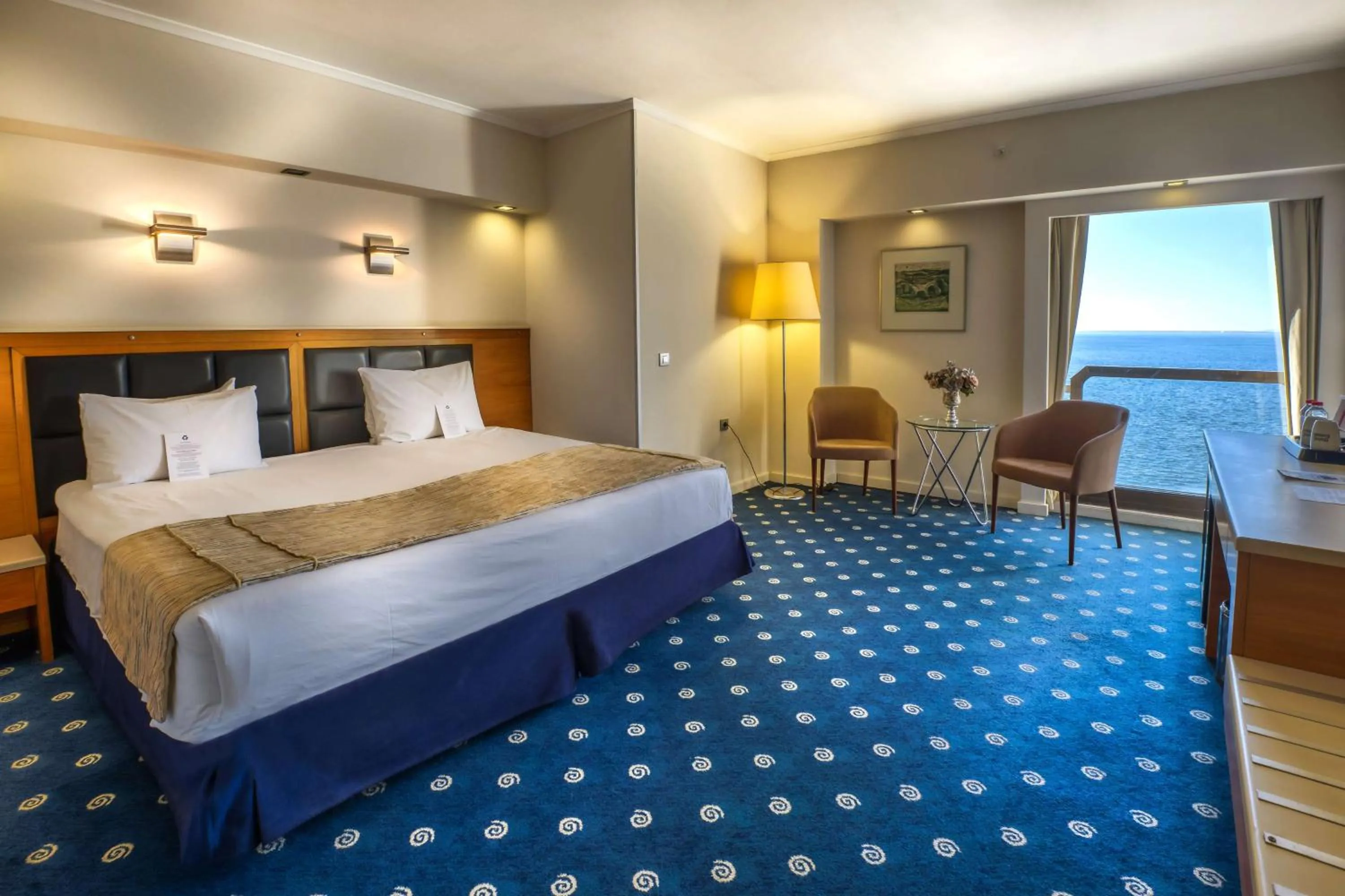 Photo of the whole room, Bed in Best Western Plus Hotel Konak