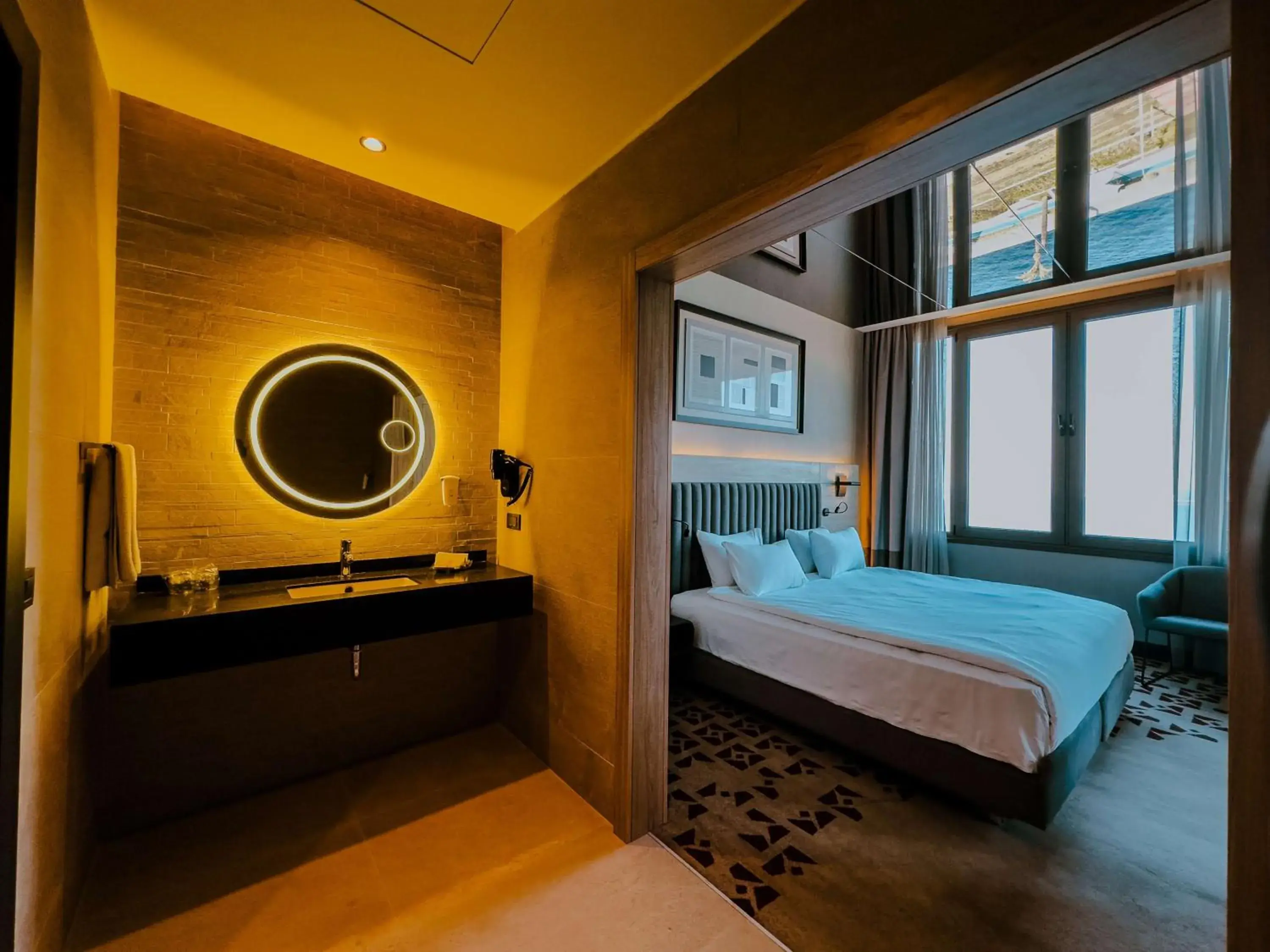 Bedroom, Bed in Best Western Plus Hotel Konak Bedroom, Bed in Best Western Plus Hotel Konak