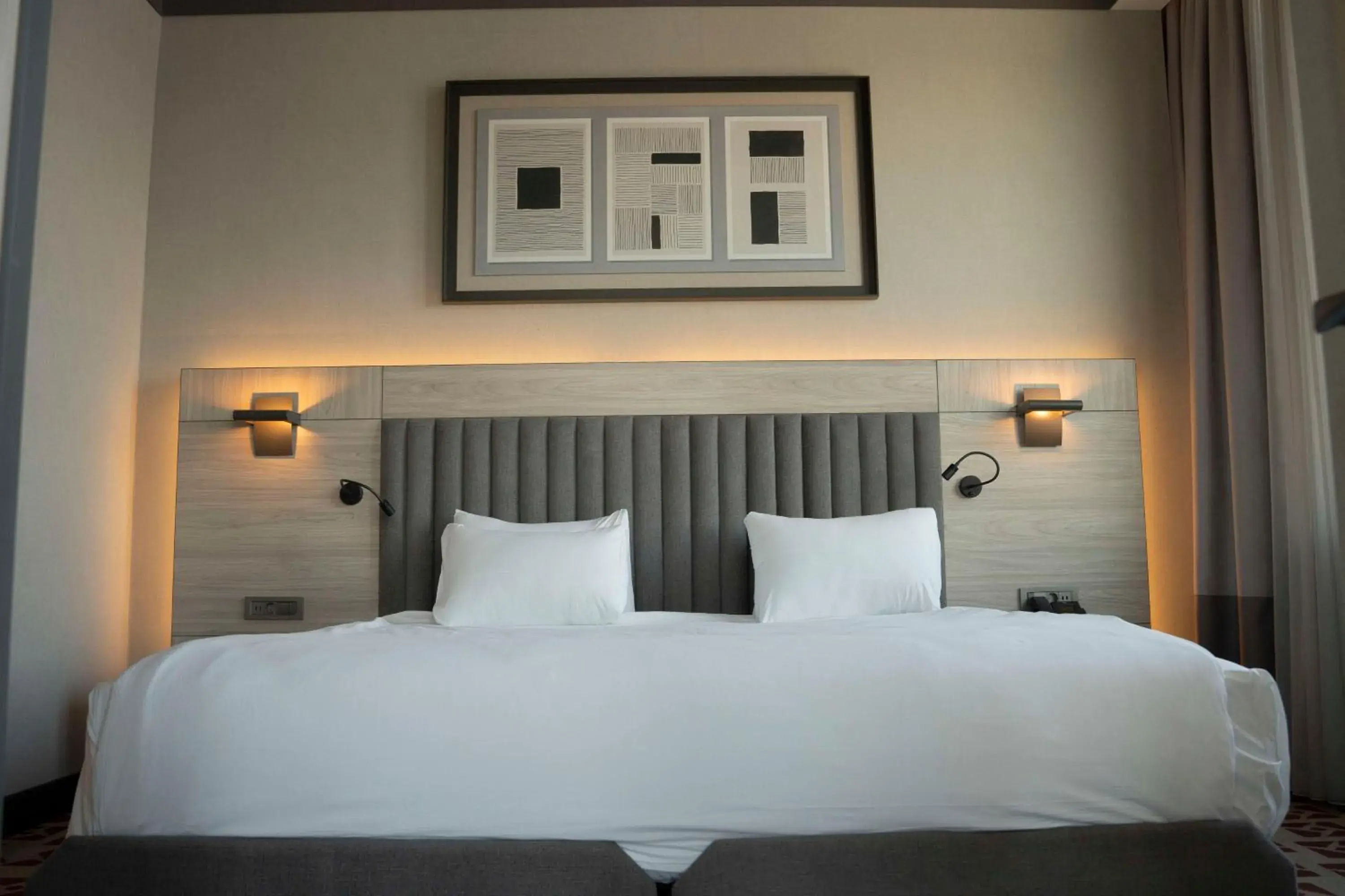 Bedroom, Bed in Best Western Plus Hotel Konak Bedroom, Bed in Best Western Plus Hotel Konak