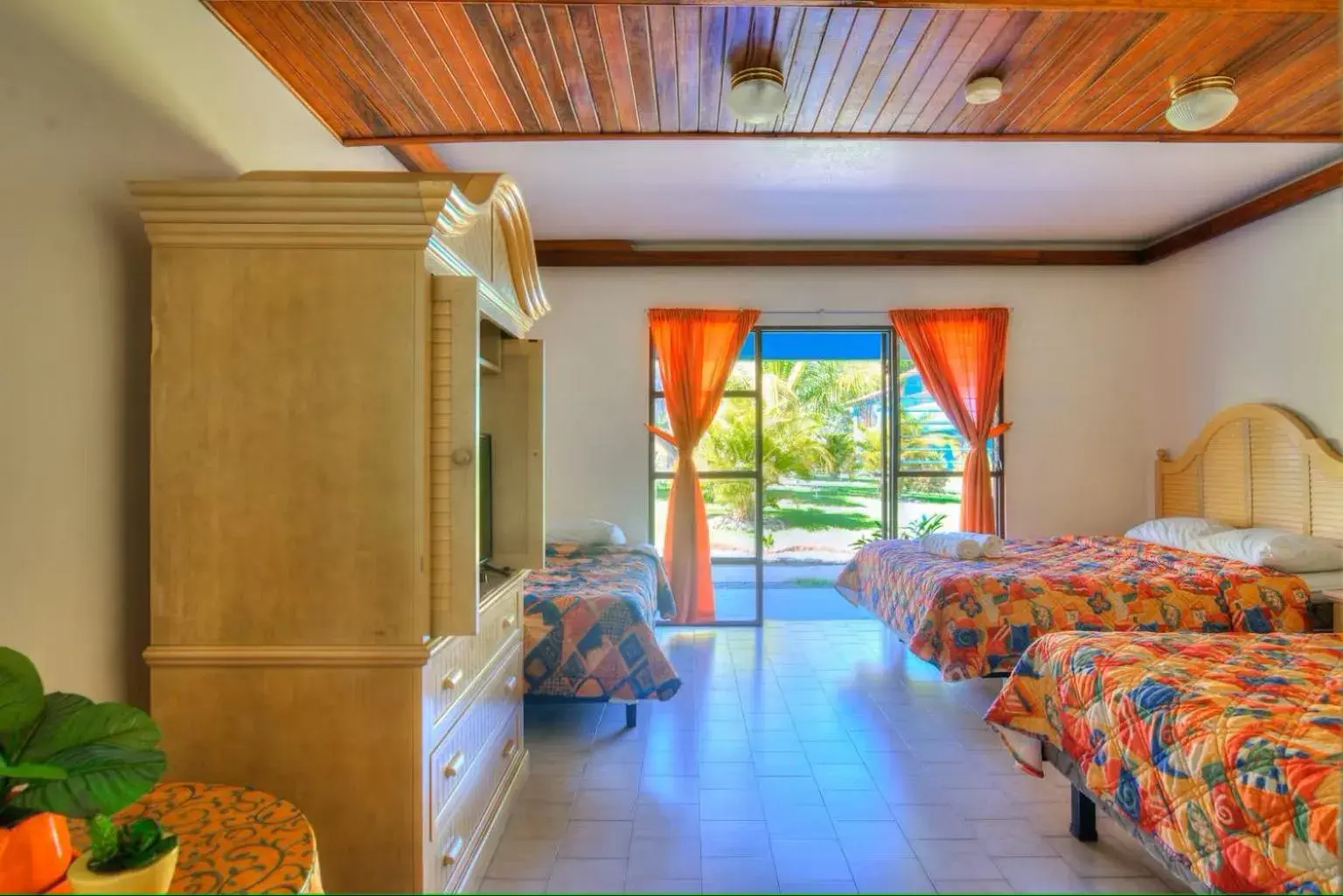 Standard Family Room in Beach Break Resort & CR Surf Camp Standard Family Room in Beach Break Resort & CR Surf Camp