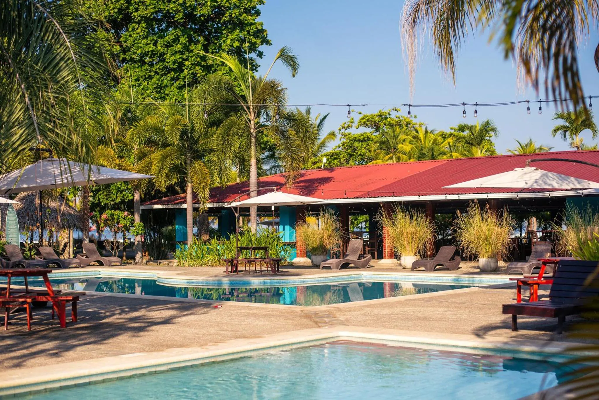 Beach Break Resort & CR Surf Camp