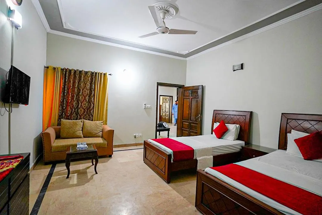 Bed in Capri Inn Guest House