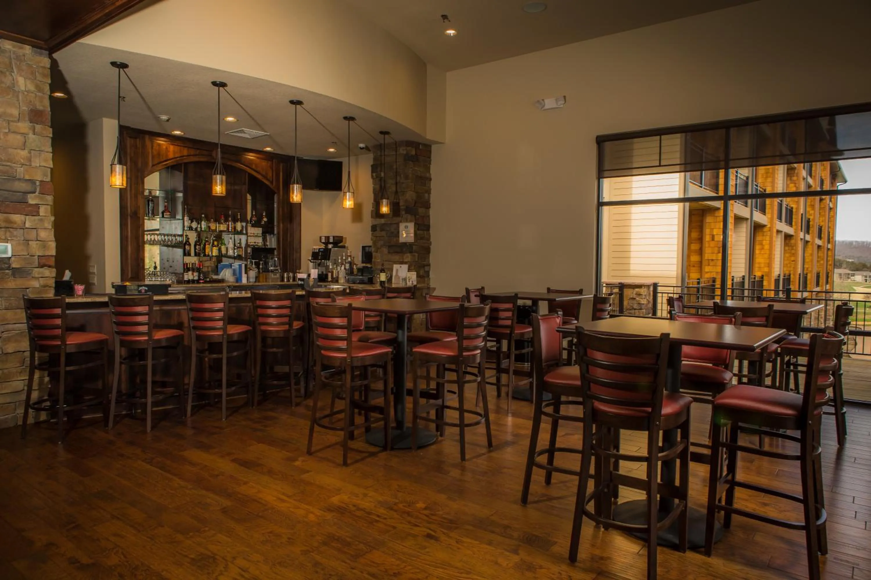 Lounge or bar in The Lodge at Old Kinderhook