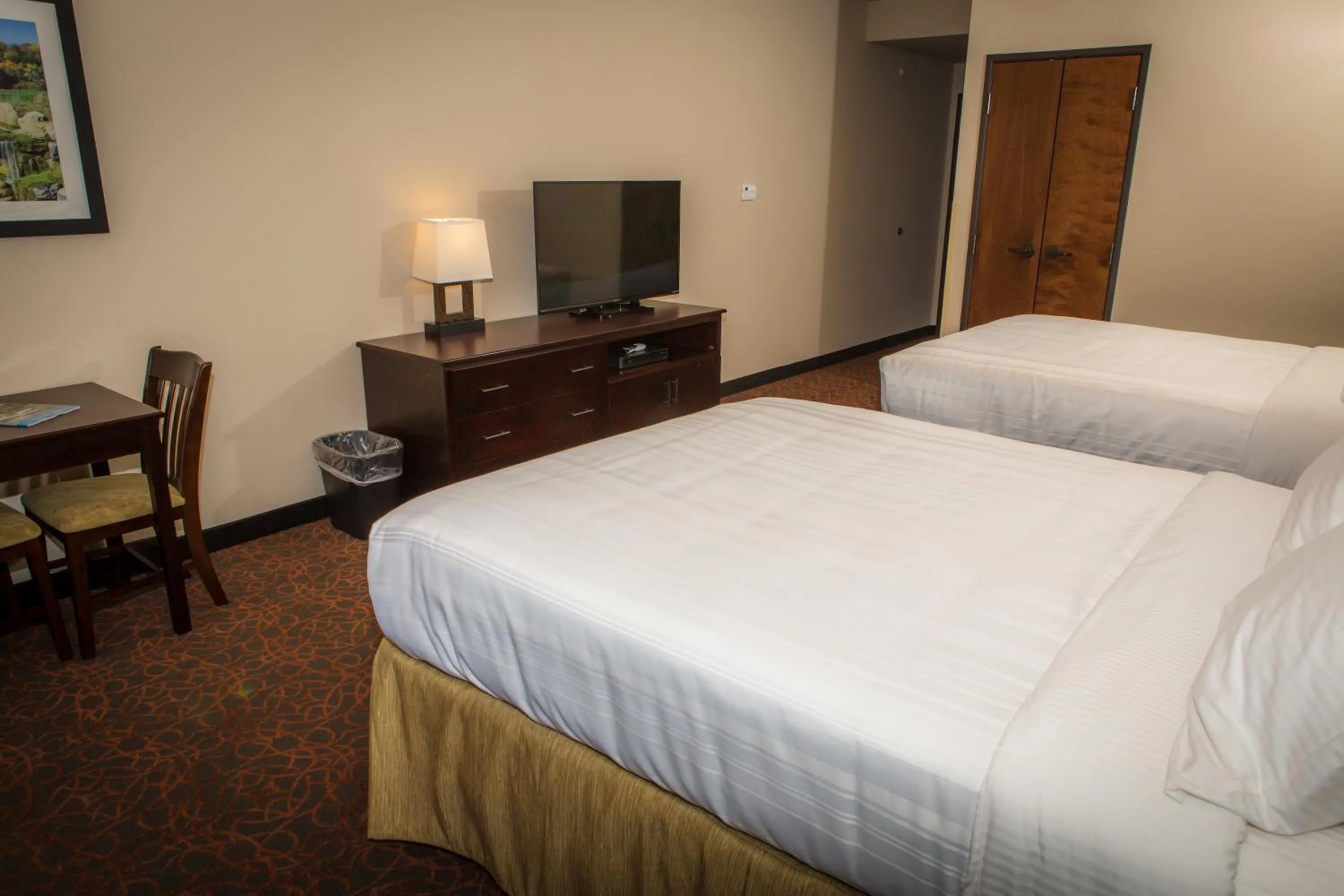 Photo of the whole room in The Lodge at Old Kinderhook