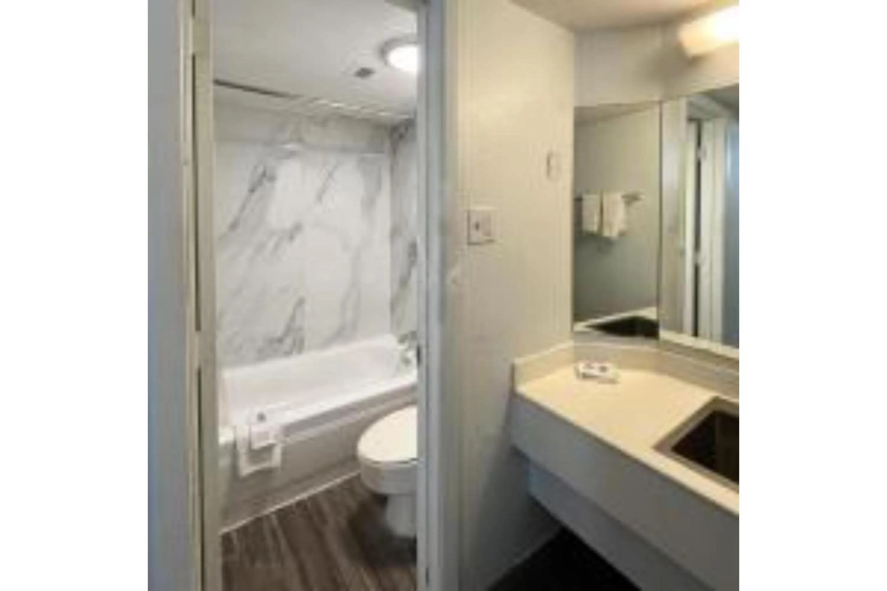 Bathroom in Studio 6 North Las Vegas, NV