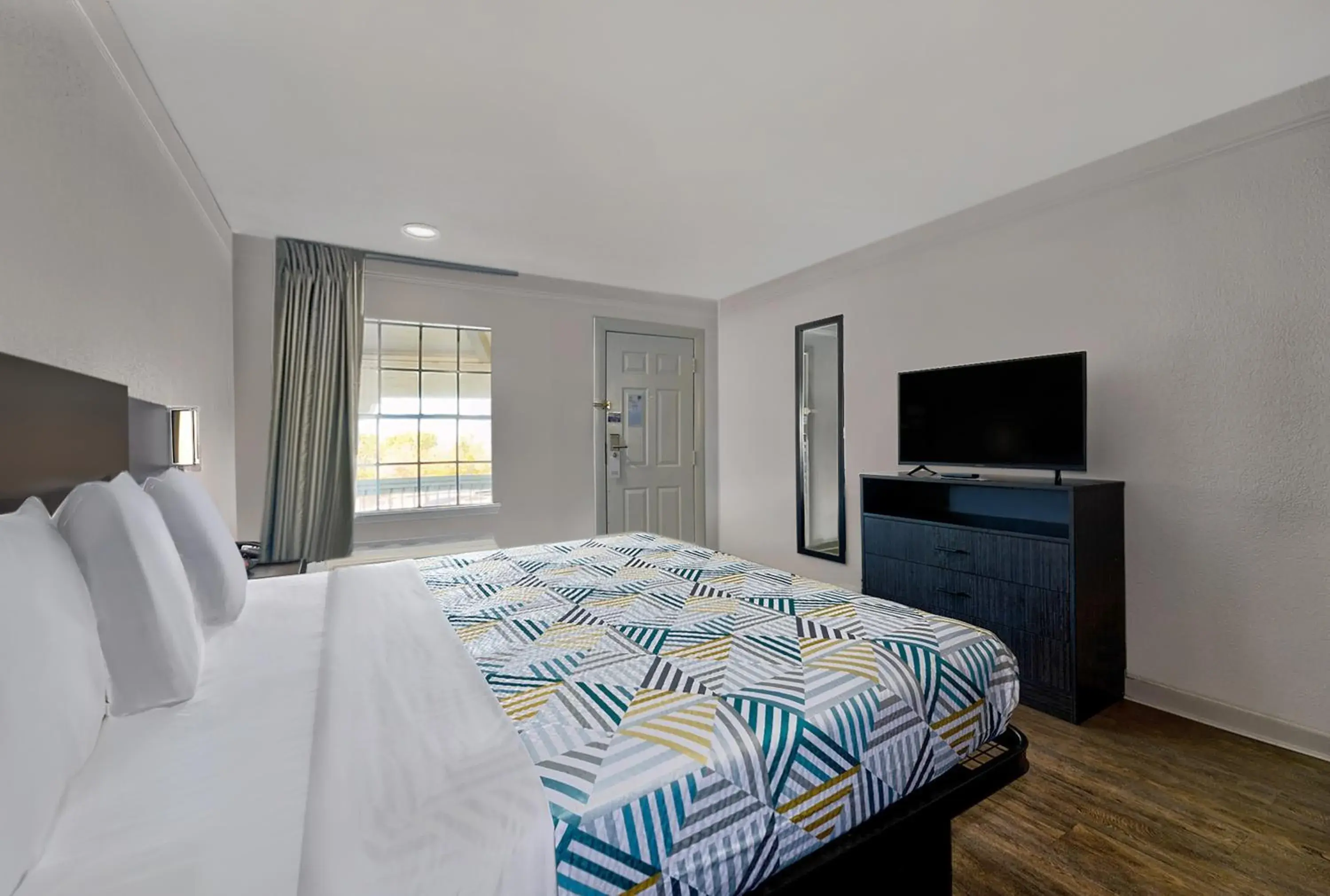 Bed in Studio 6 North Las Vegas, NV Bed in Studio 6 North Las Vegas, NV