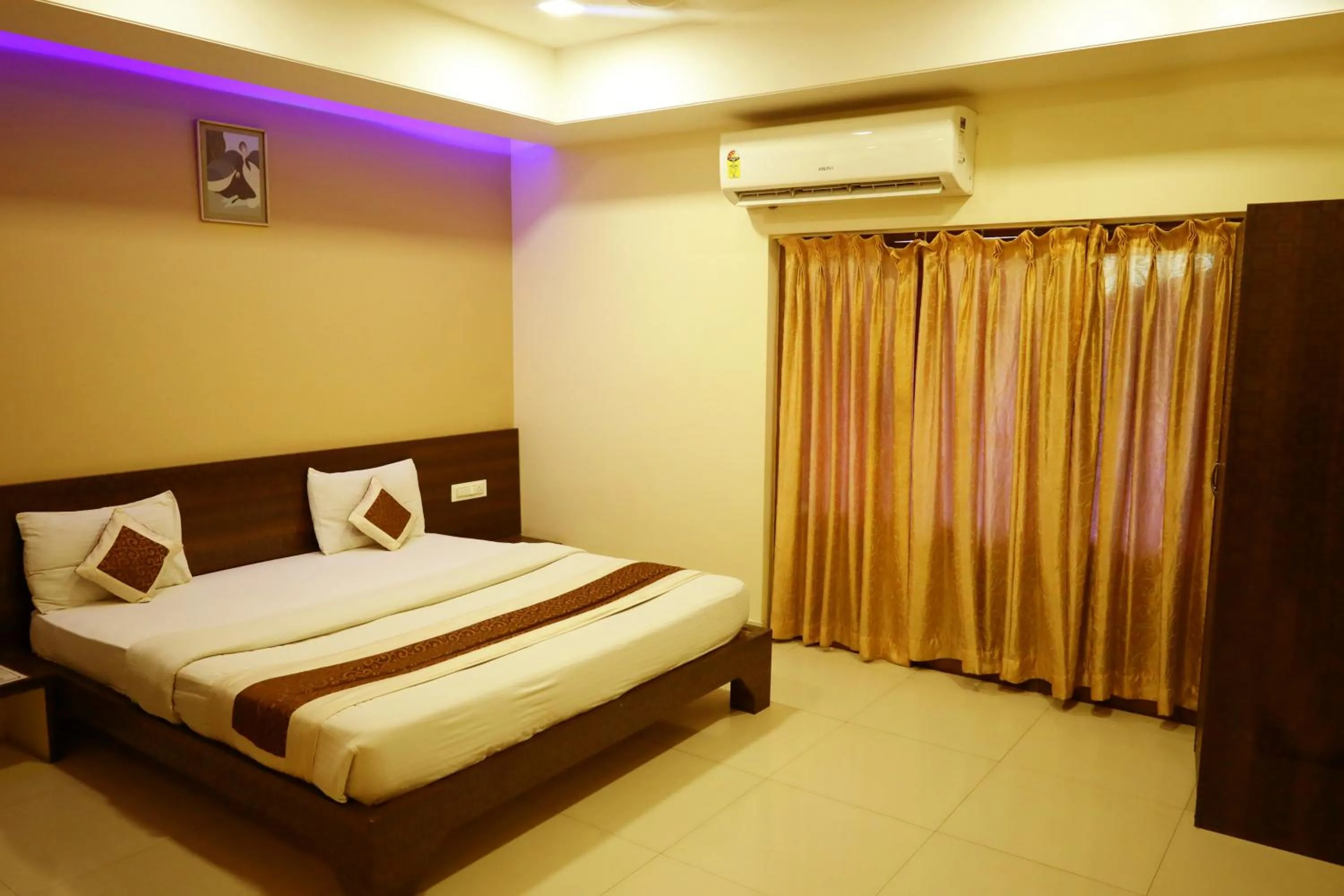 Bed in Hotel Sparkling Pearl