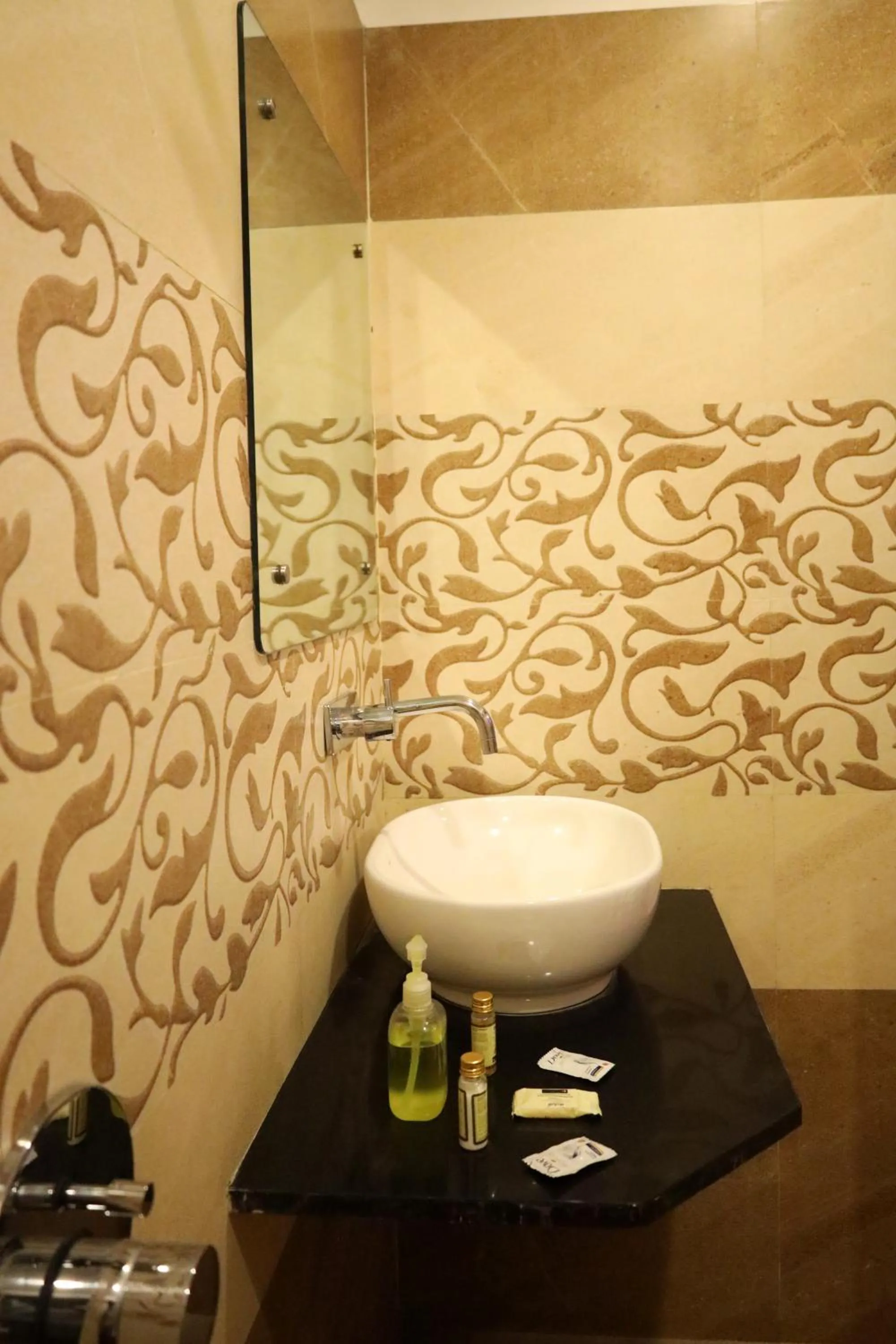Bathroom in Hotel Sparkling Pearl