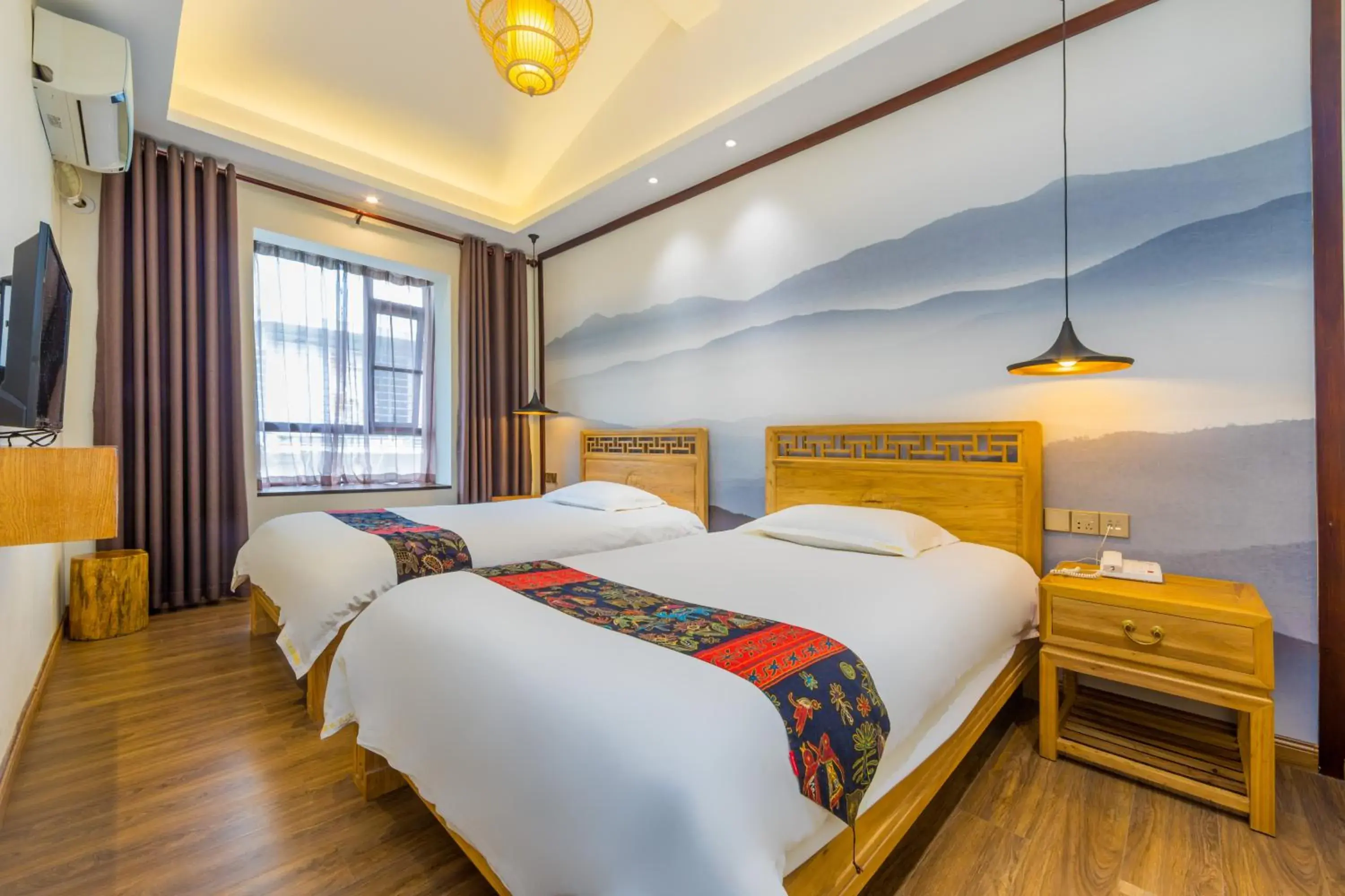 Standard Twin Room in Riverside Inn Guilin Central Standard Twin Room in Riverside Inn Guilin Central