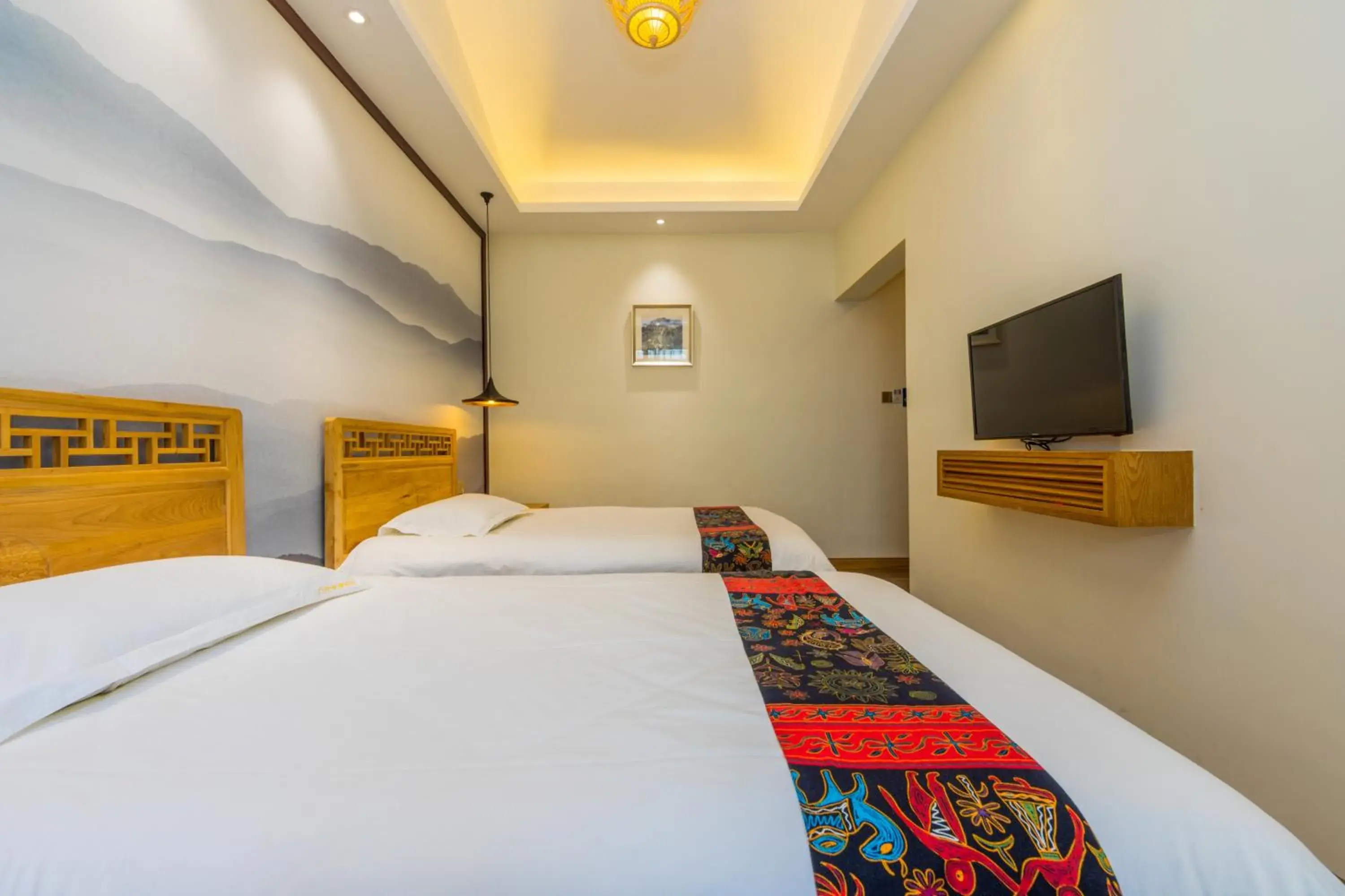 Standard Twin Room in Riverside Inn Guilin Central Standard Twin Room in Riverside Inn Guilin Central