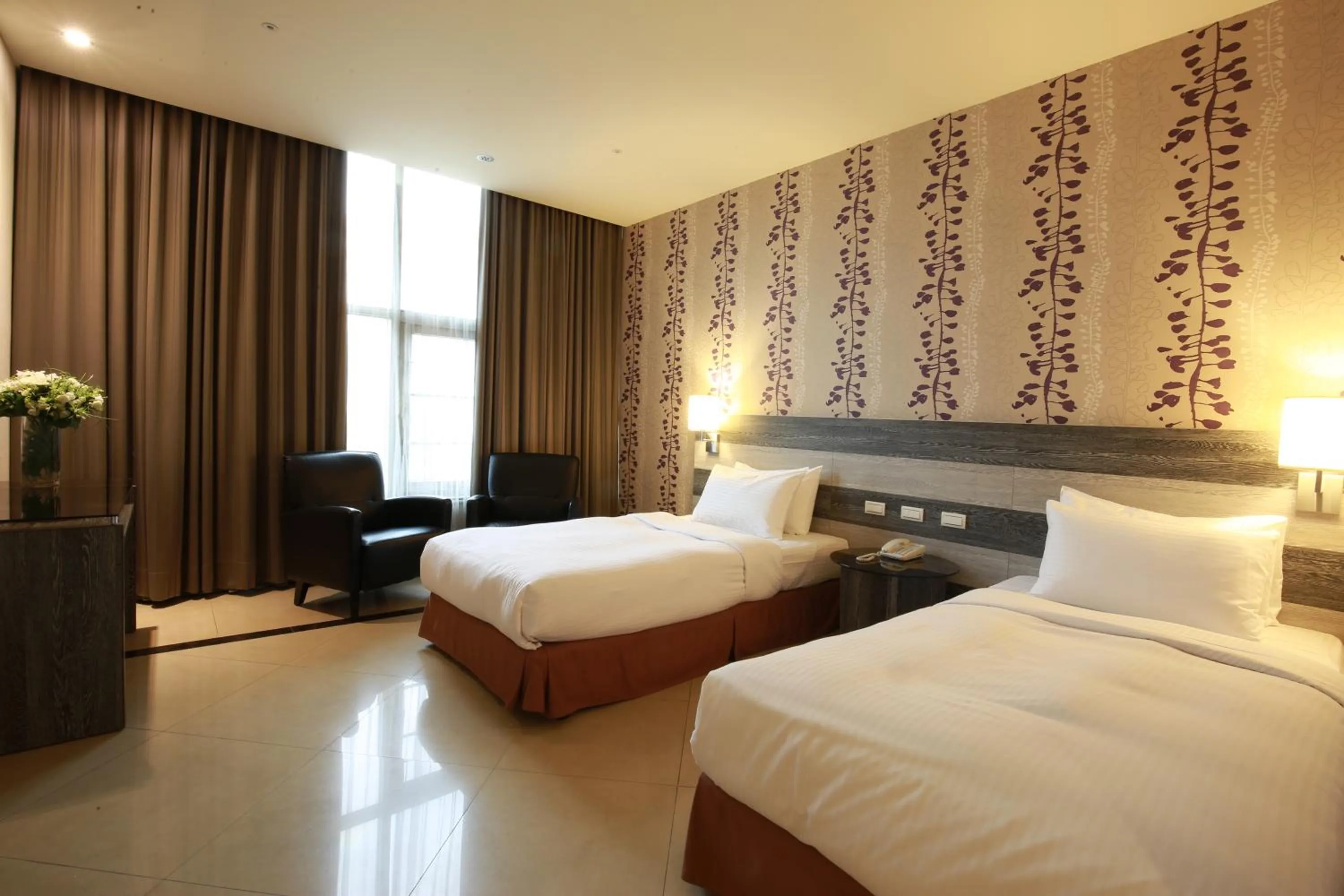 Photo of the whole room, Bed in Highness Hotel