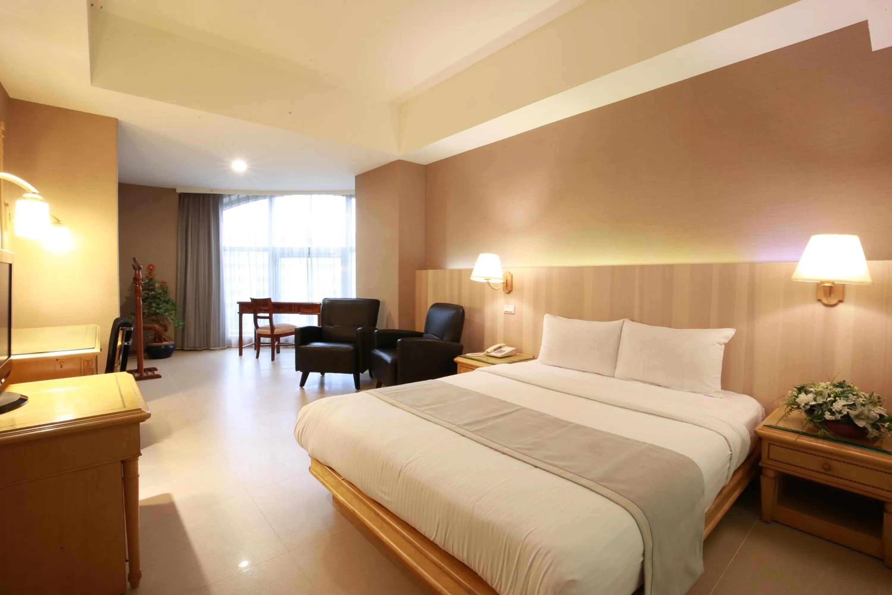 Photo of the whole room, Bed in Highness Hotel