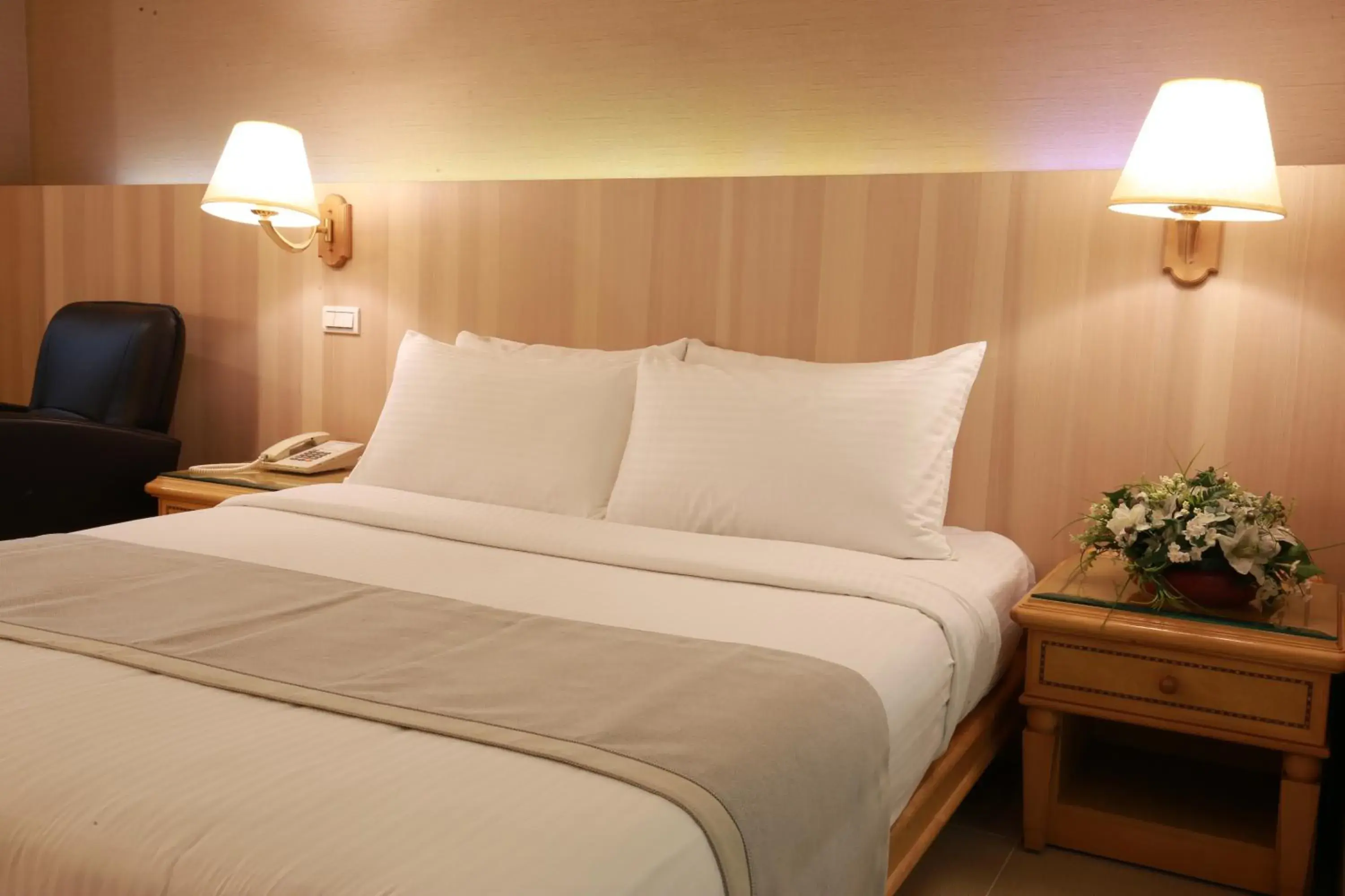 bunk bed, Bed in Highness Hotel bunk bed, Bed in Highness Hotel