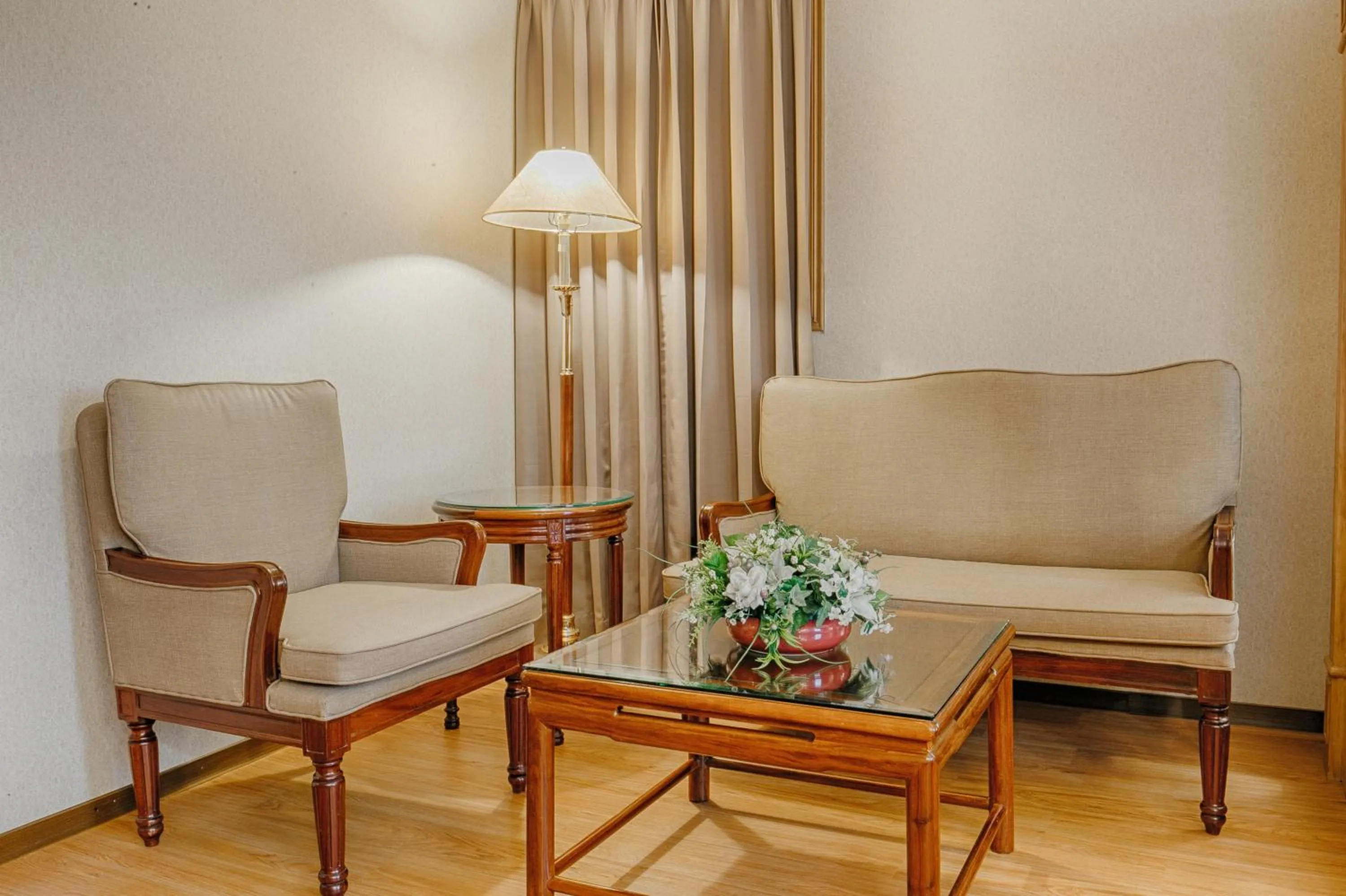 Seating area in Highness Hotel