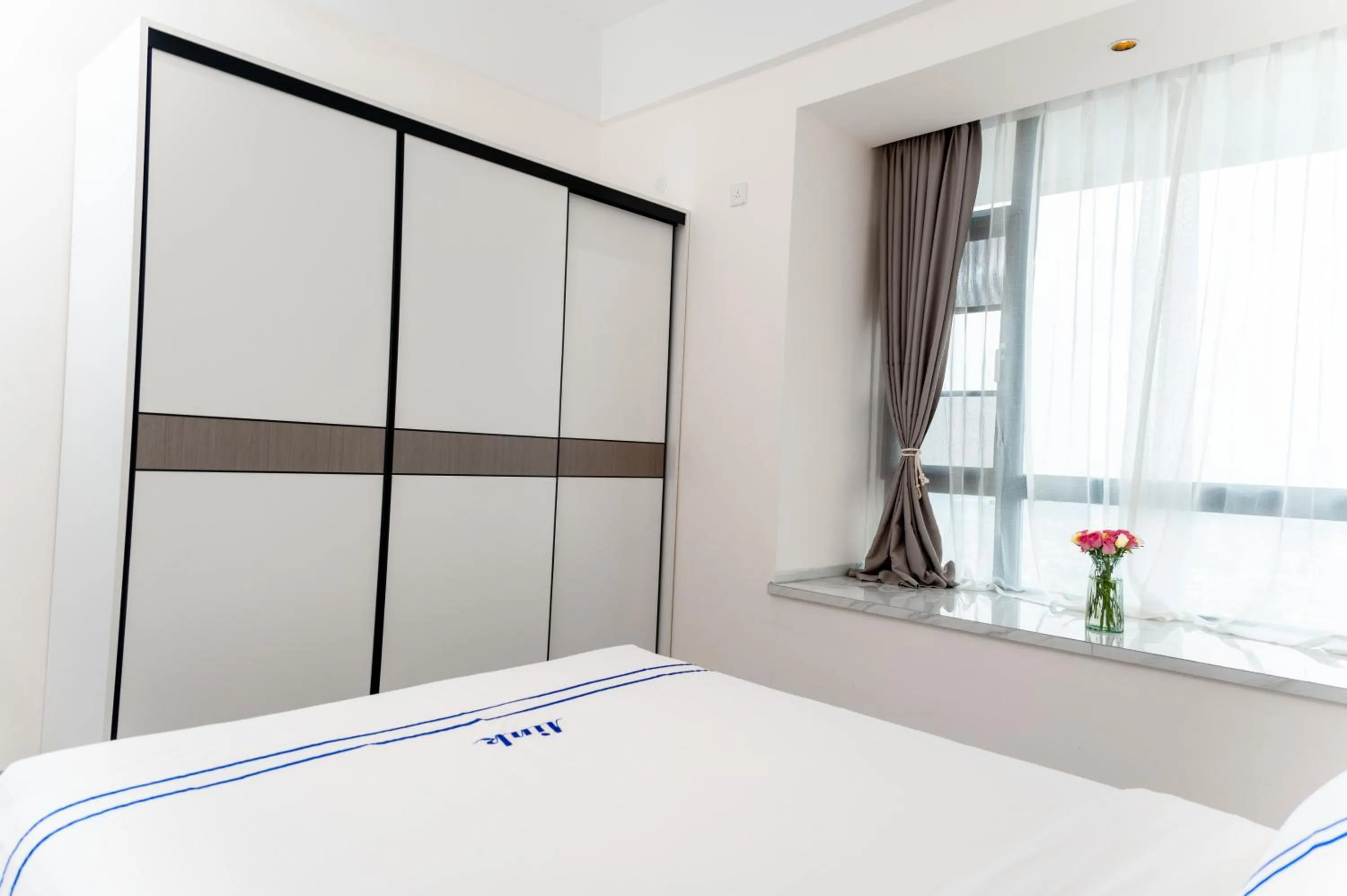 Bed in Greenland Apartment by Link